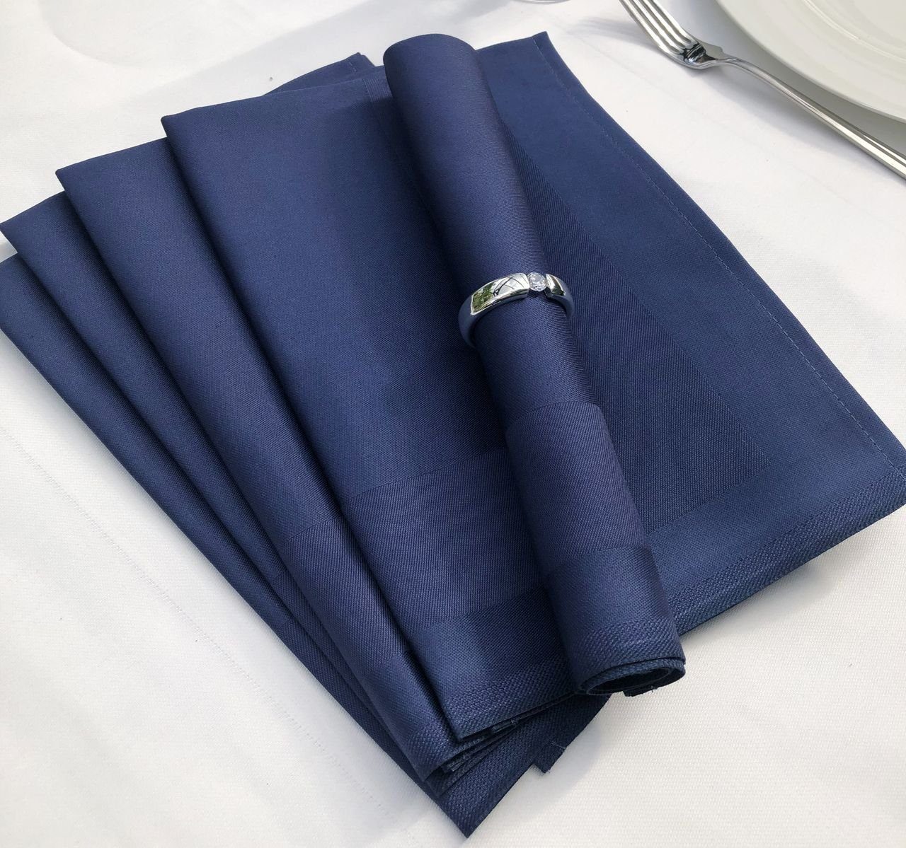 Libusch® Stoffserviette 6-er Set Stoffservietten Padua, mit Atlaskante 50x50 cm, (Set, 6 St., Farbe wählbar), Vollzwirn-Damast