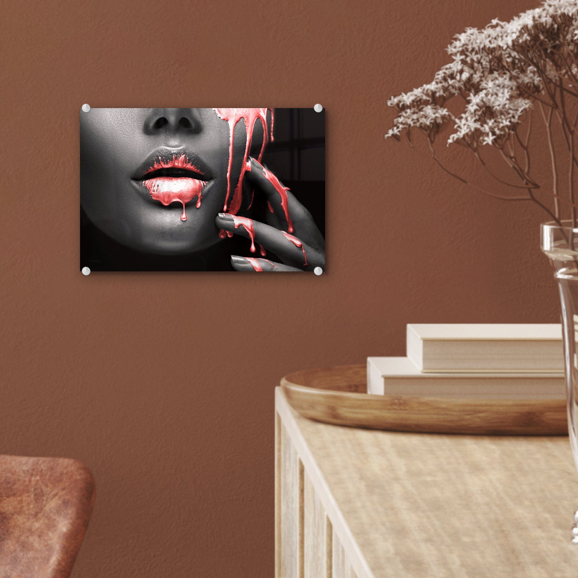 - Foto - - Glas Rot Acrylglasbild - (1 Bilder MuchoWow auf Lippen Wanddekoration Wandbild - St), auf Schwarz, Glas Glasbilder