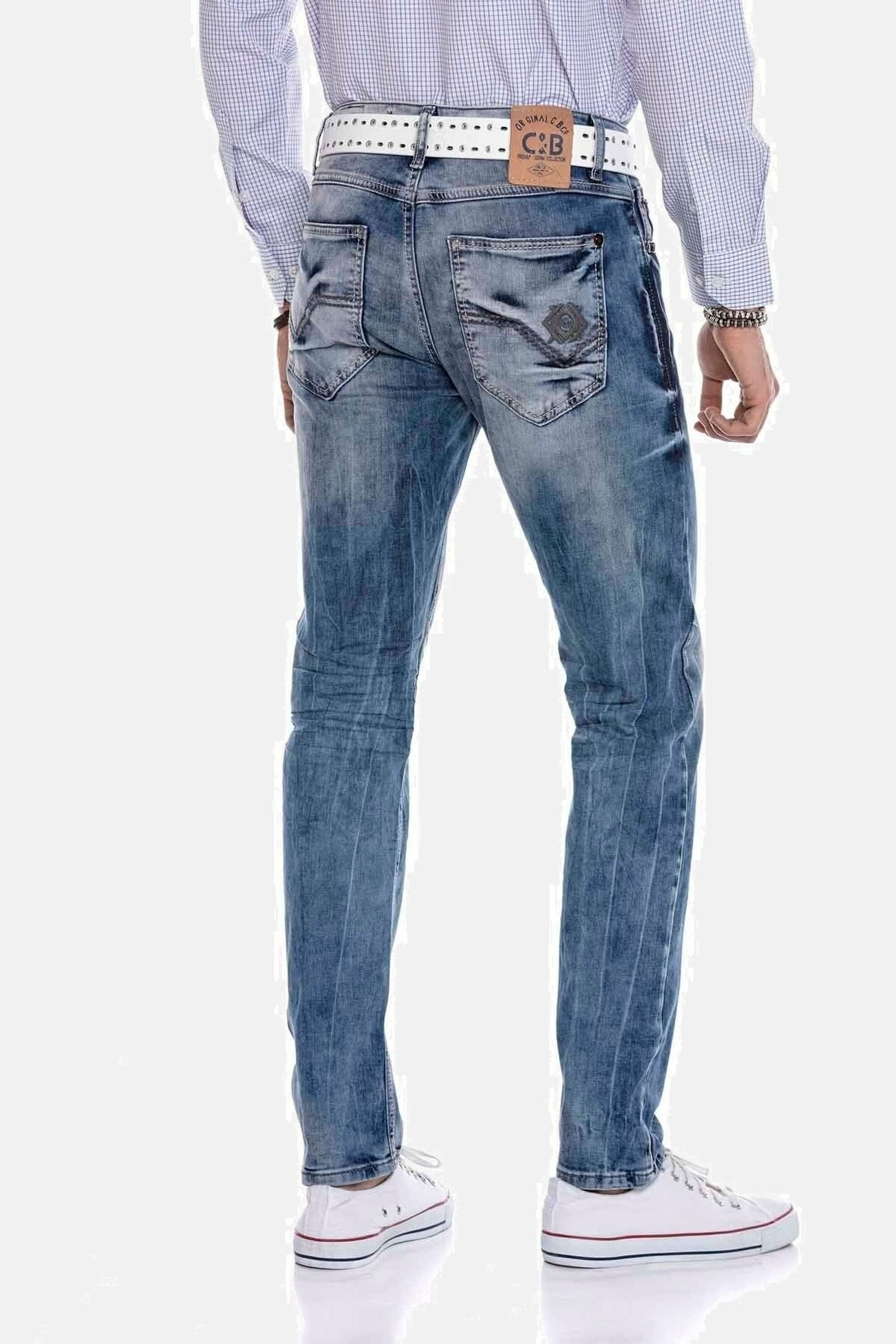 Cipo & Baxx 5-Pocket-Jeans Jeans im Straight Fit