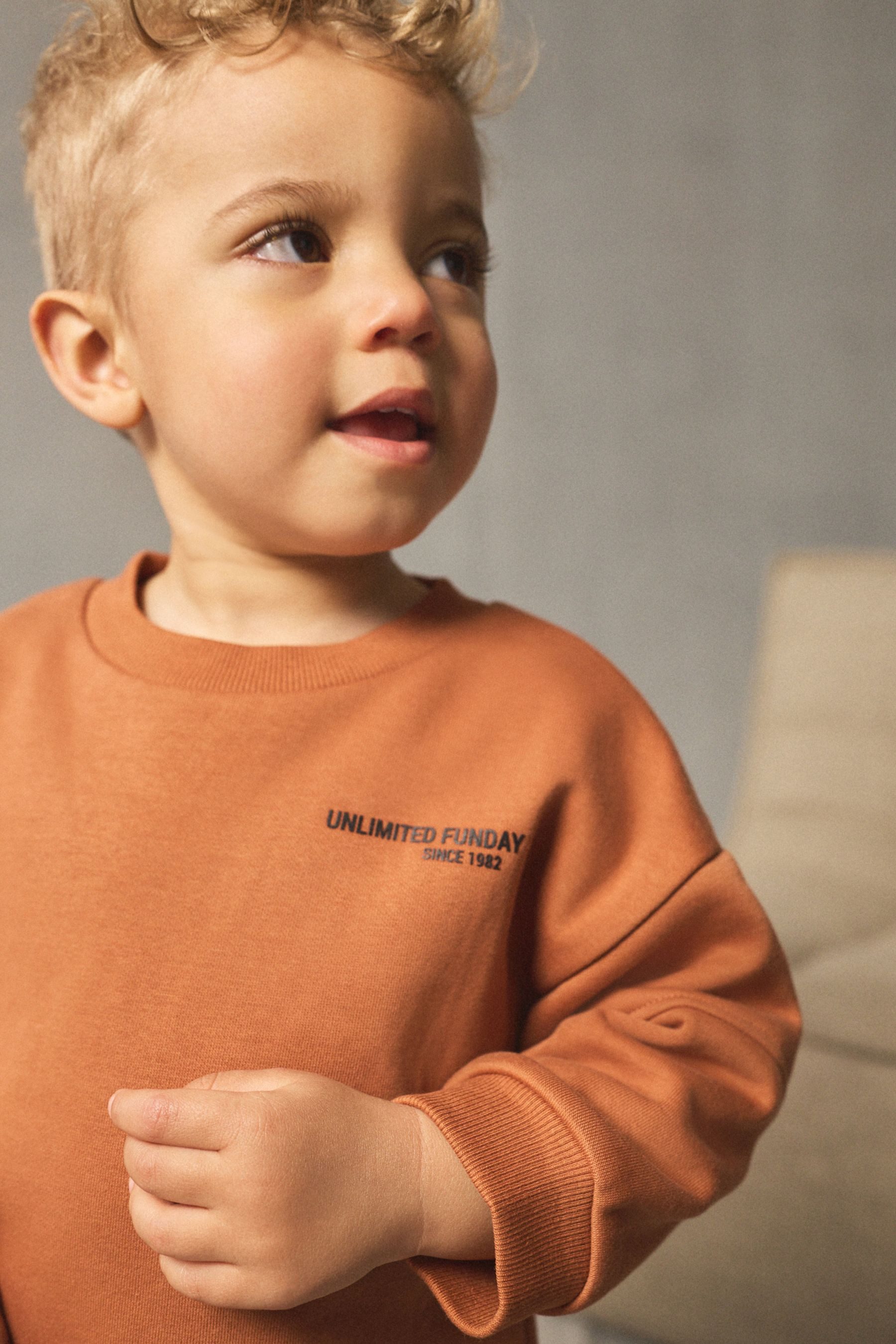 Next Sweatanzug Sweatshirt und Utility-Jogginghose im Set (2-tlg)