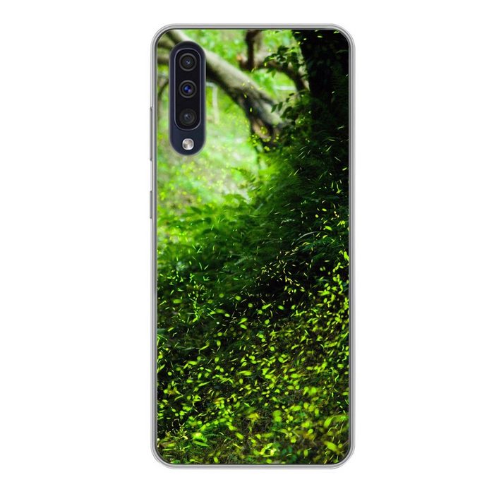 MuchoWow Handyhülle Glühwürmchen in einer grünen Landschaft während der Tageslichtstunden Handyhülle Samsung Galaxy A50 Smartphone-Bumper Print Handy