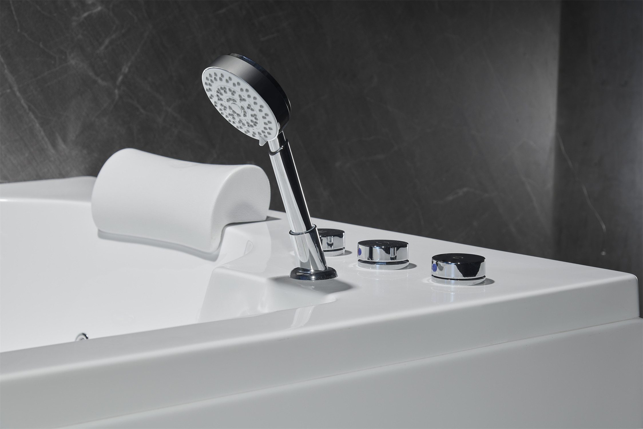 Xlmoebel Whirlpool Entspannende Badewanne mit Massage- und Sprudelfunktion, (1-tlg., Whirlpool), Hergestellt in Europa