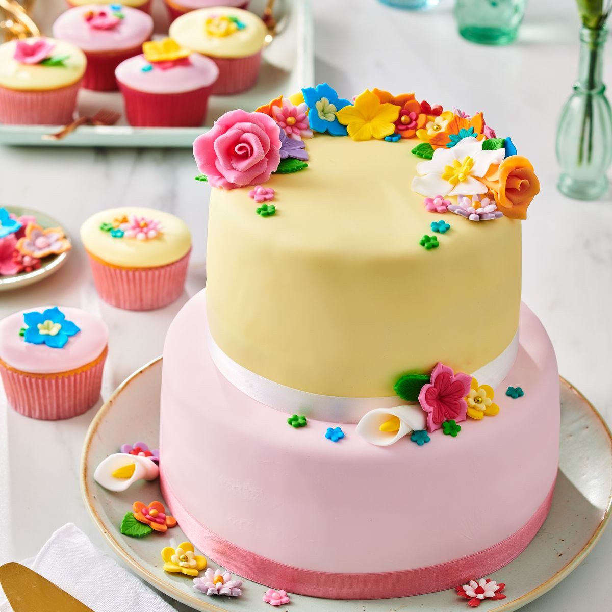 FunCakes Backdekoration FunCakes Fondant Bright White / Weiß, (2 x 2,5 kg)
