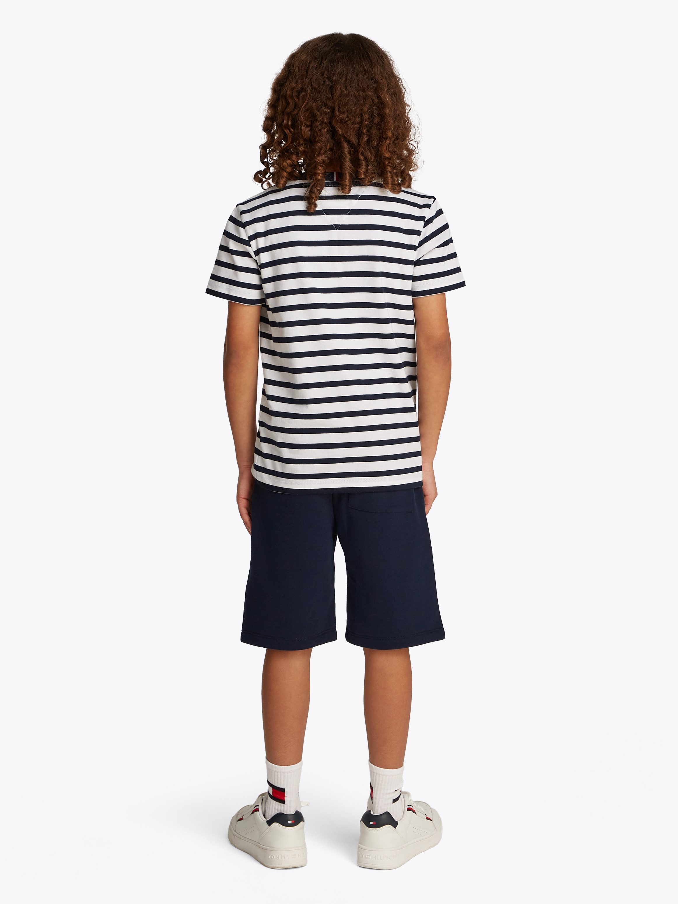 Tommy Hilfiger T-Shirt & Shorts ESSENTIAL SET (Set, 2-tlg., 2er) mit Logoschriftzug