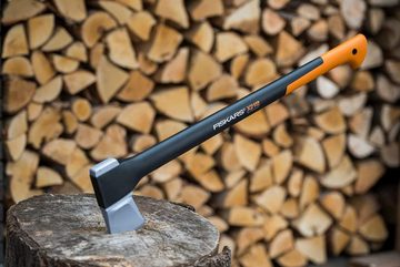 Fiskars Spaltaxt Universalaxt 71cm X21, inkl Klingenschutz Axt zum Holz Hacken Spaltaxt, 2100 g, 71,00 cm Länge, (Gartenaxt Baumaxt Axe Spalthammer Hacke Baum, Äxte, Holz Spalter, Outdoor Holzbeilaxt, Freizeitbeil Campingbeil), Antihaftbeschichtet, Axt Holz spalten, Hochwertige Stahl-Klinge Beil