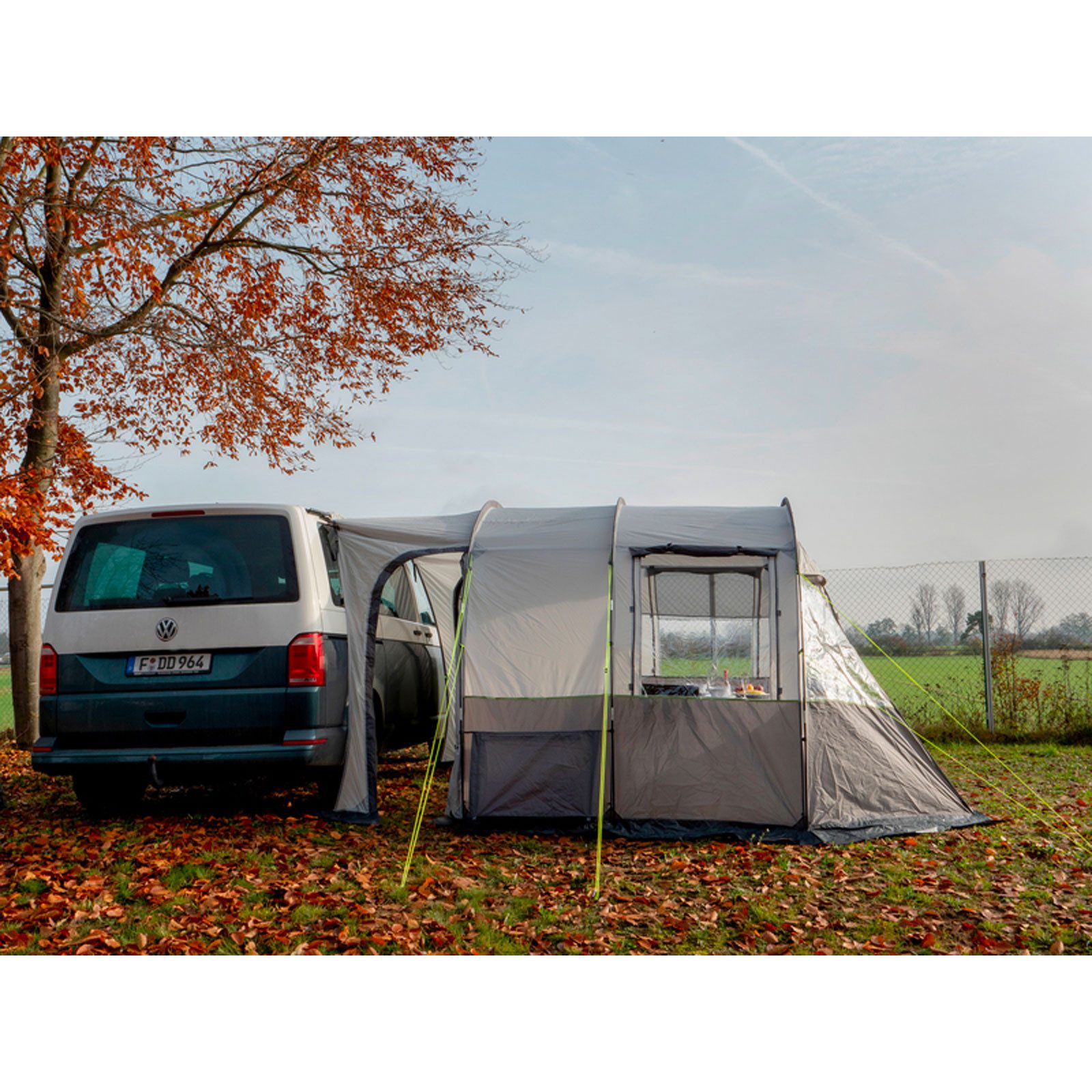 REIMO Reisemobil-Center GmbH Vorzelt Busvorzelt Tour Action 7 Vorzelt passend für VW T3, T4, T5, T6 und wei, Personen: 4 (Keine Angaben)