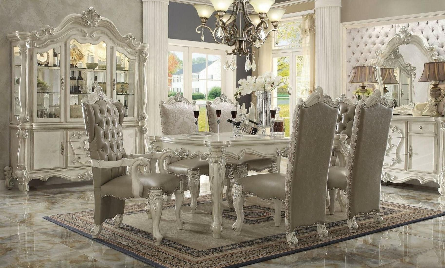 Xlmoebel Essgruppe Barock Essgruppe aus edlem Holz mit stilvollen Stühlen, Hergestellt in Europa