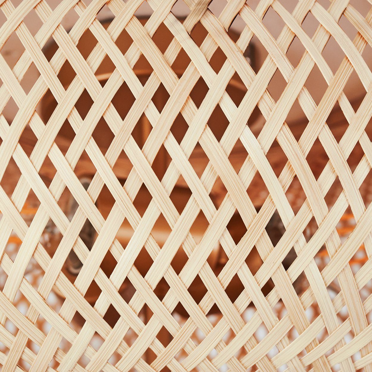 hofstein Deckenleuchte »Decollatura« runde Deckenlampe aus Holz/Metall in Natur/Messingfarben, ohne Leuchtmittel, Leuchte in Gitter-Optik mit tollen Lichteffekten, Ø38cm, 3xE27