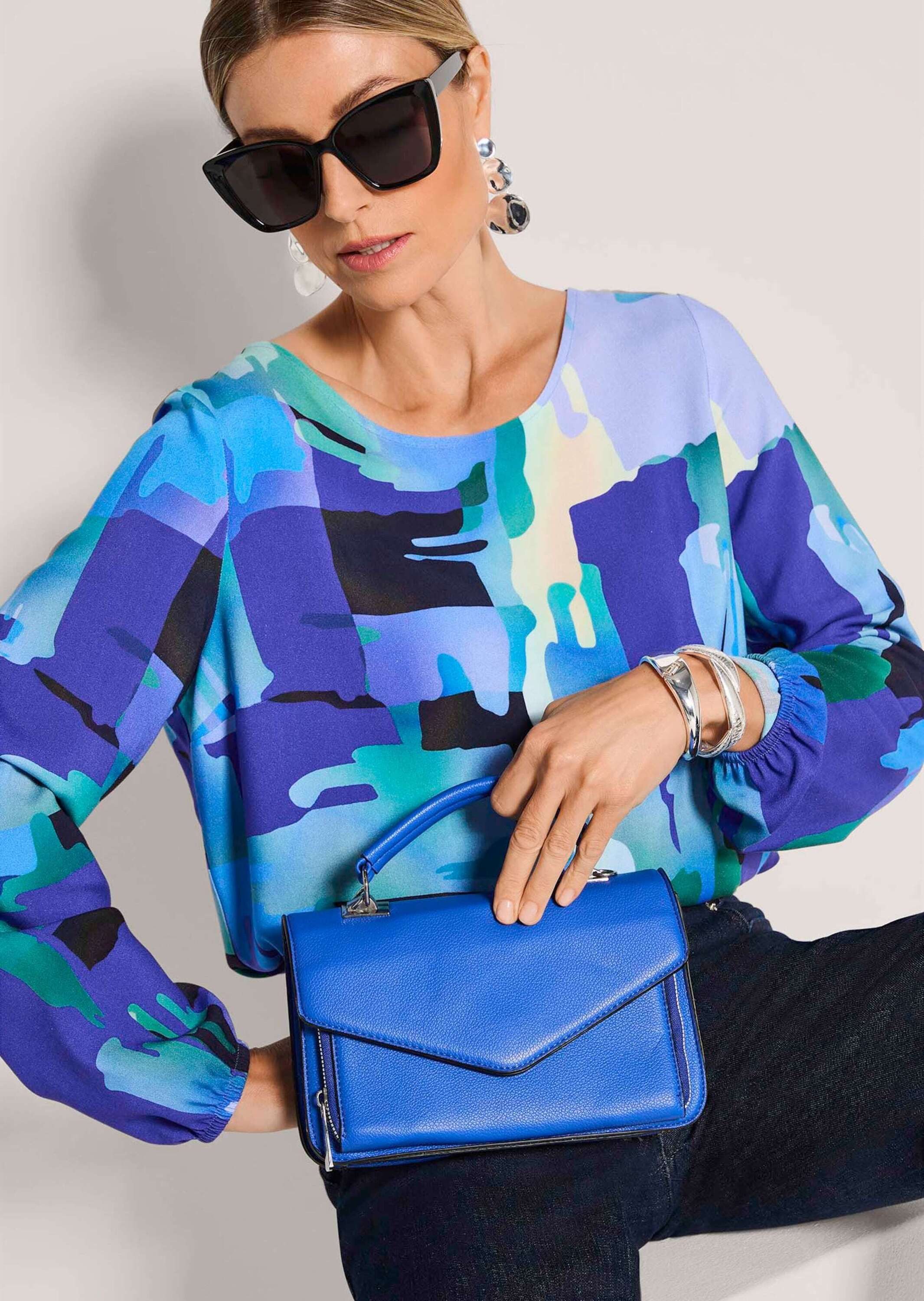MADELEINE Schlupfbluse Stilvolle Viskosebluse mit Grafik-Print Freizeitbluse mit Rundhals, Gummibündchen und Langarm