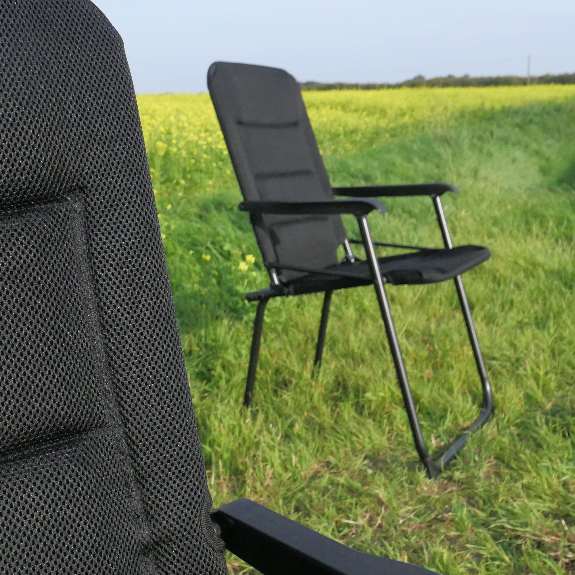 yourGEAR Klappstuhl Campingstuhl Lipari 3D Mesh gepolsterter Klappstuhl Stuhl Gartenstuhl – Bild 4 von 5