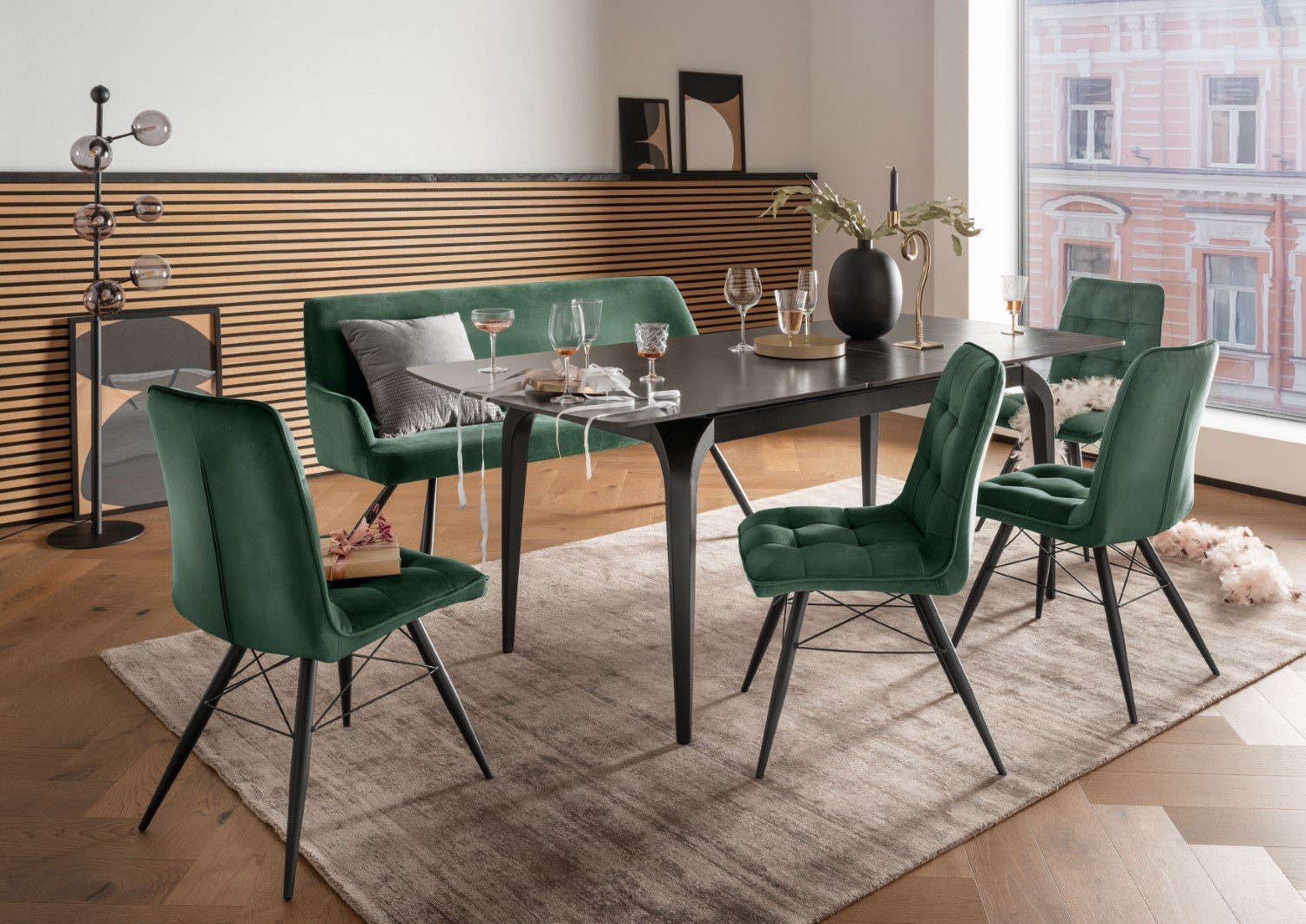 bene living Essgruppe Ausziehtisch Piacenza, Diningsofa Modena, 4er Set Diningstuhl Vicenza, (Indoormöbelset, 6-tlg), gesinterter Stein (Keramik) - Samtbezug - Esszimmer, Wohnzimmer, Büro