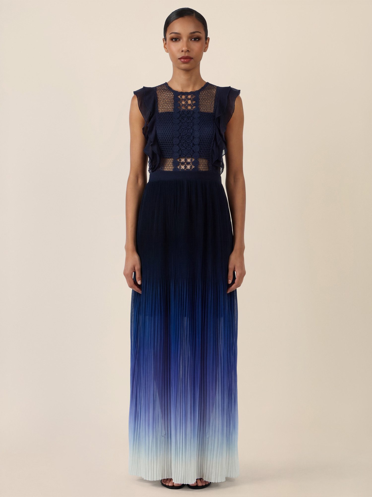 Apart Abendkleid mit Spitze, Rüschen und plissiertem Dégradé-Rock