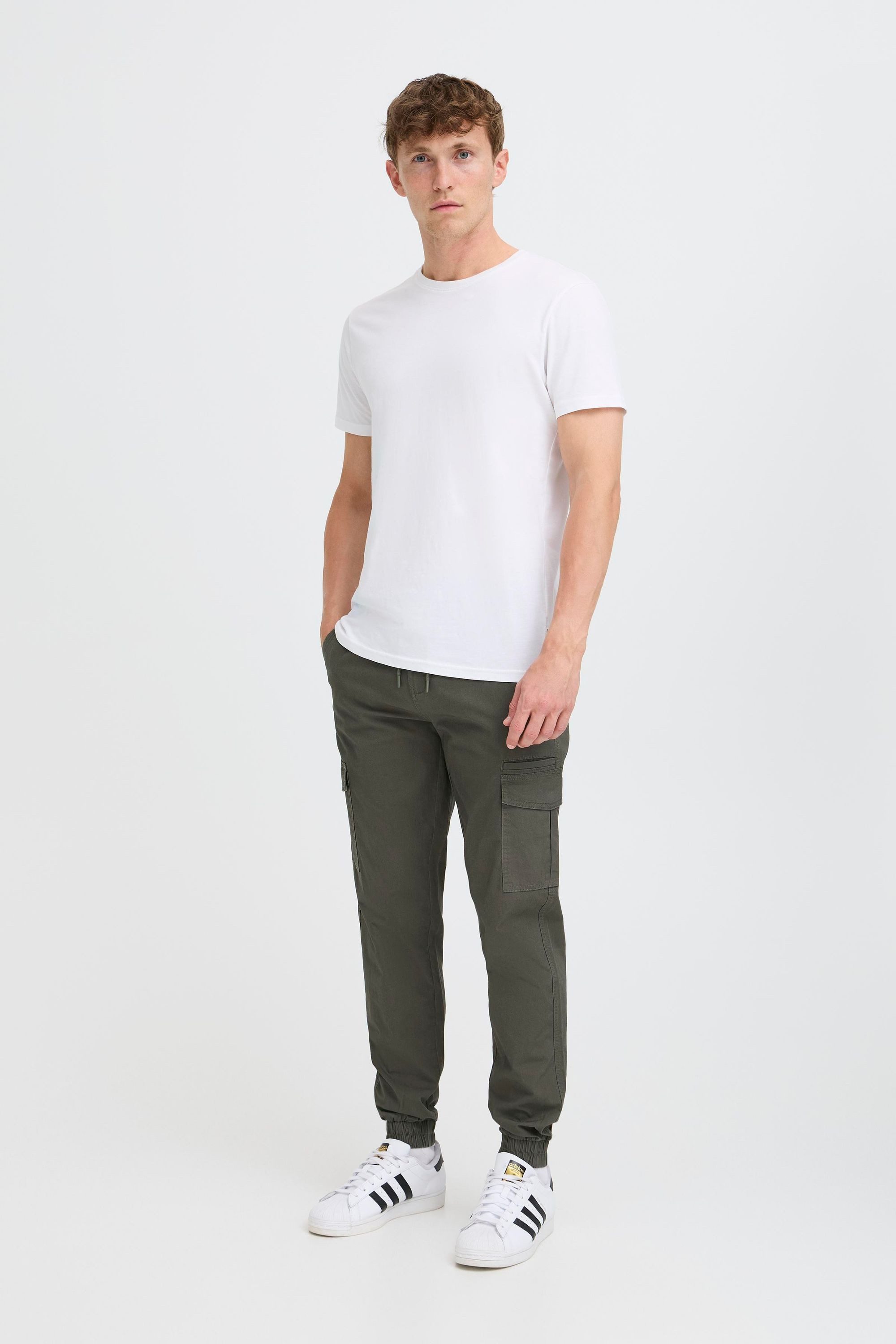 Blend Jogginghose BHTino Stilvolle Cargohose mit Taschen