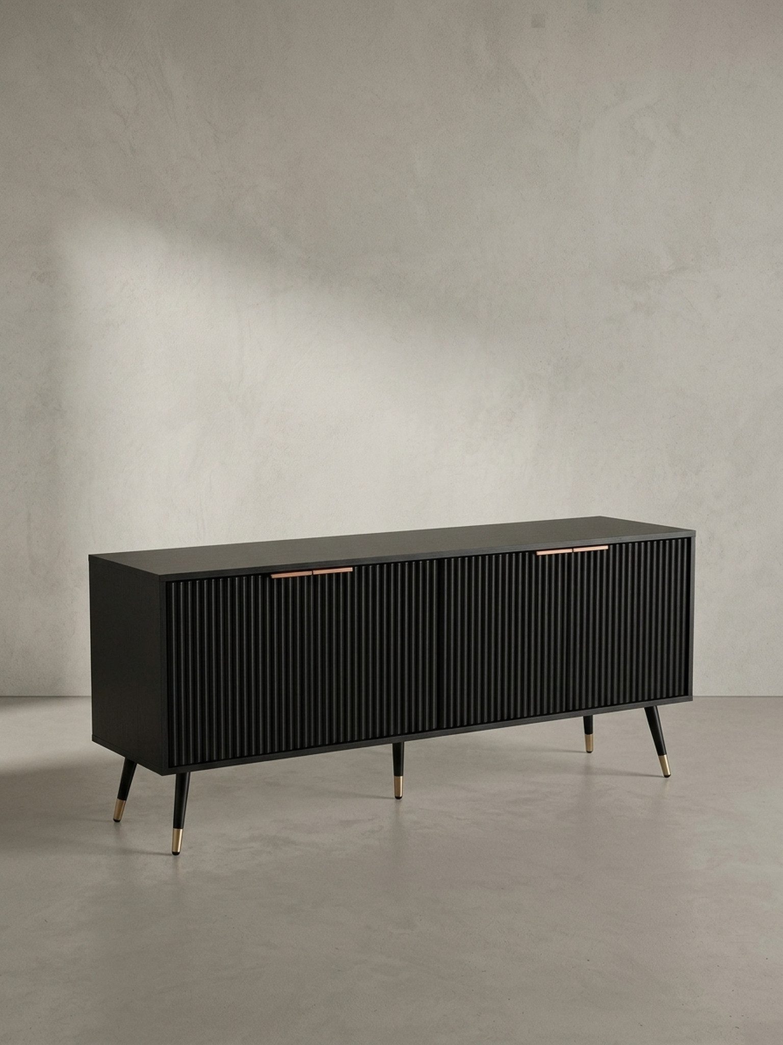 KADIMA DESIGN Lowboard Lowboard Schwarz mit Eiche-Dekor 150x60x39 cm TV-Kommode Modern, (Fernsehkommode Wohnzimmer), Design TV-Schrank Hoch, Fernsehtisch Fernsehschrank mit Türen