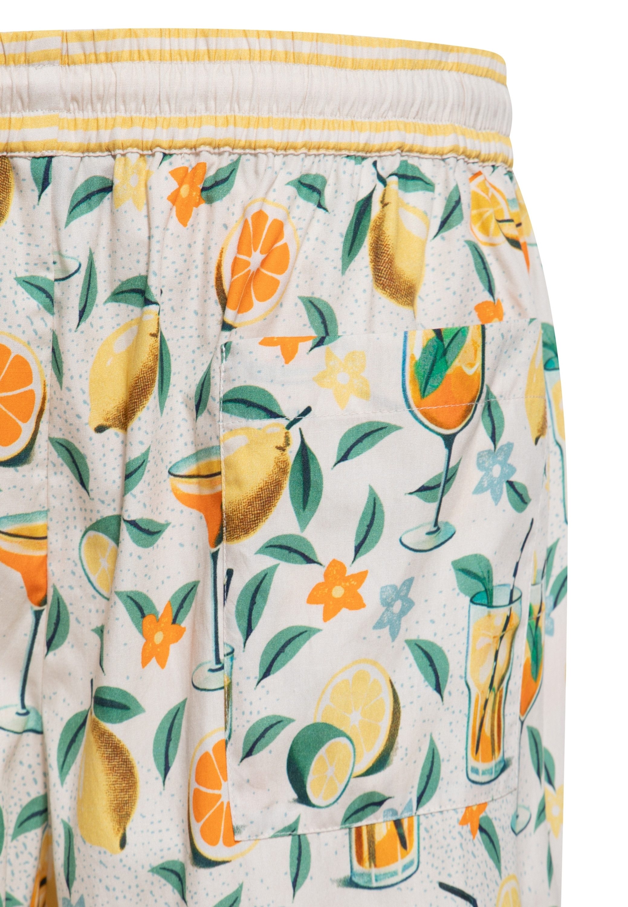 KingKerosin Sweatshorts Citrus Cocktail mit Allover-Print – Bild 5 von 5