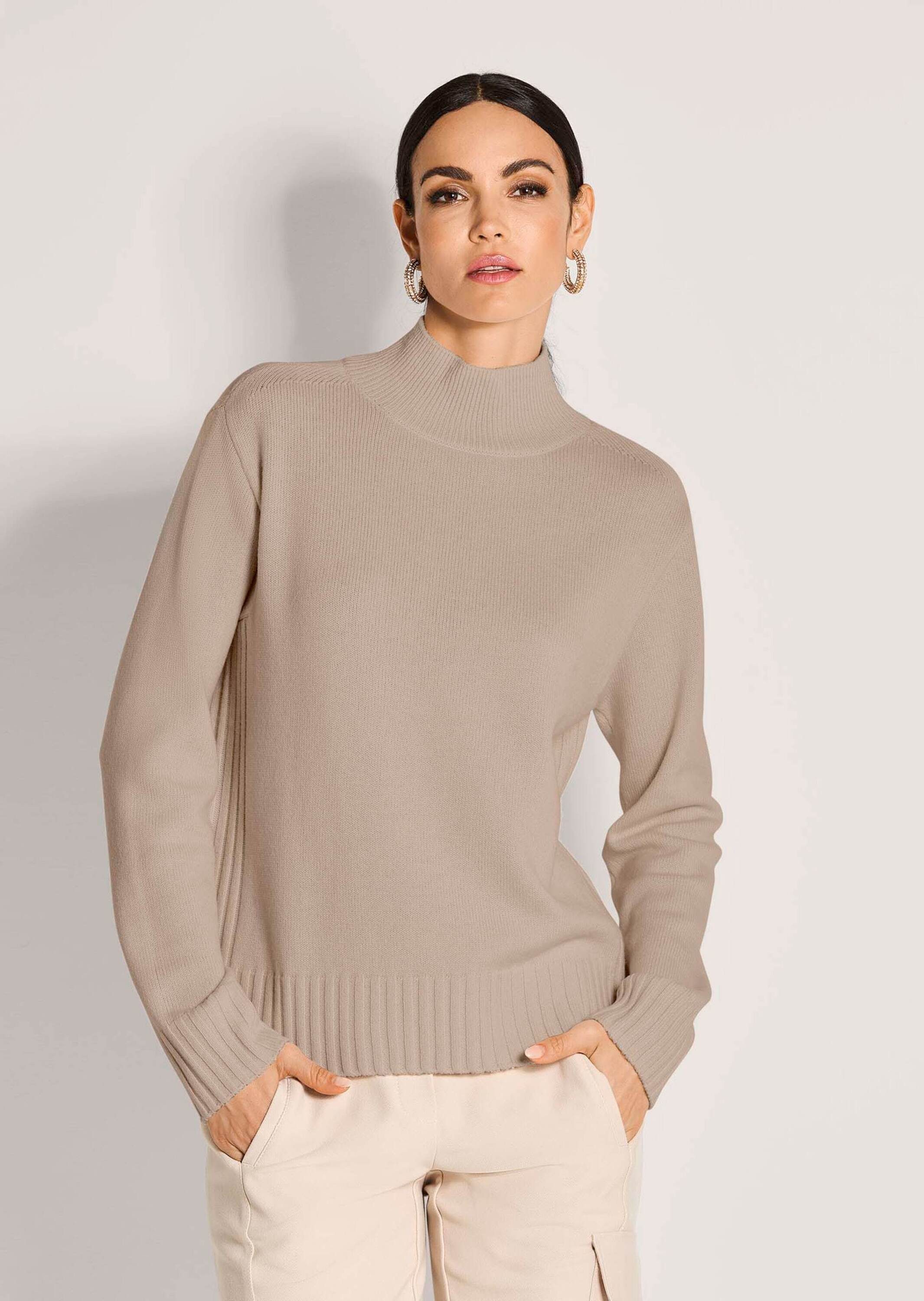 MADELEINE Strickpullover Stilvoller Kaschmirpullover mit Stehkragen Glattst günstig online kaufen