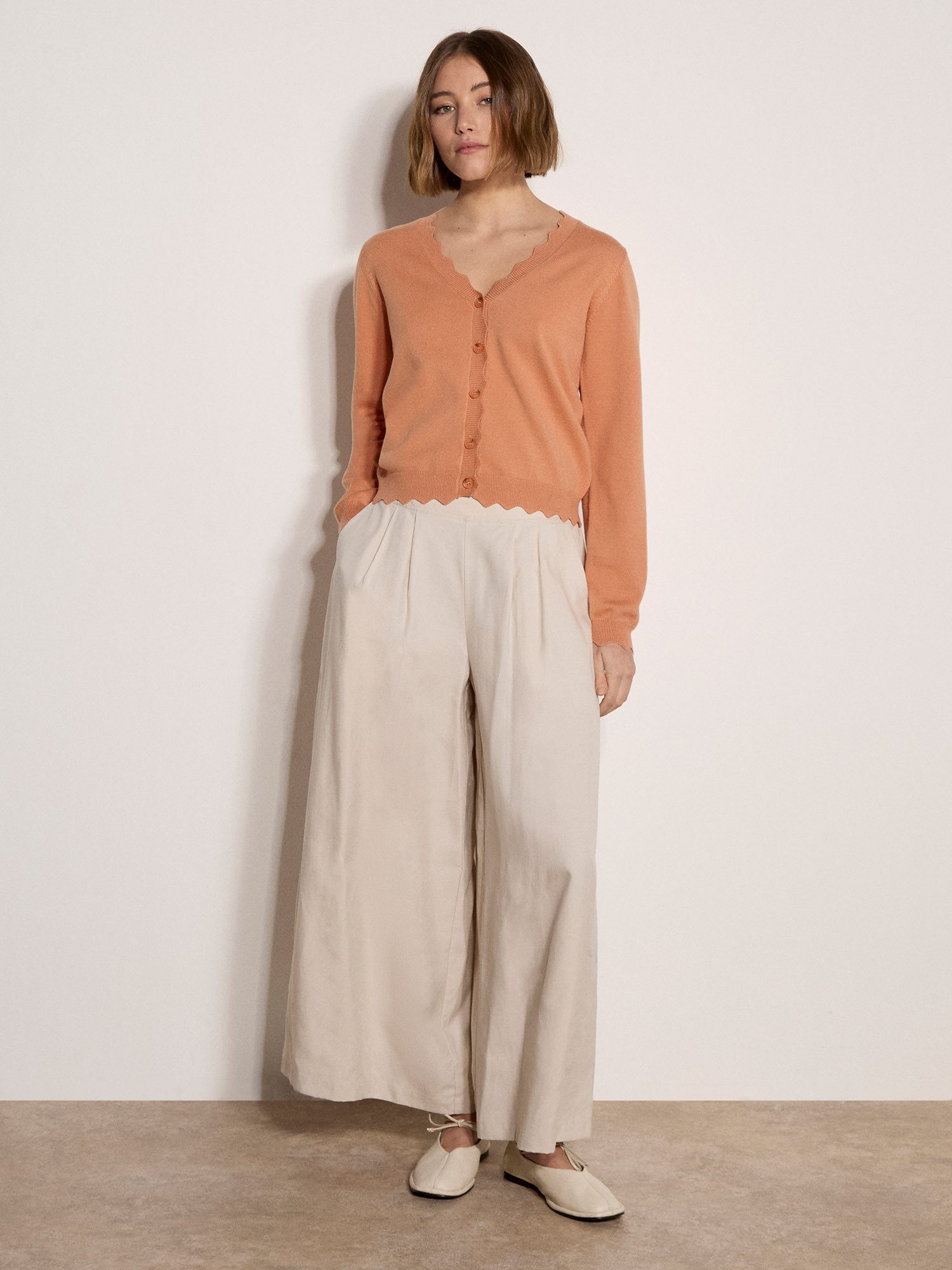Apricot Cardigan Strickjacke mit Wellenkante Einfarbig