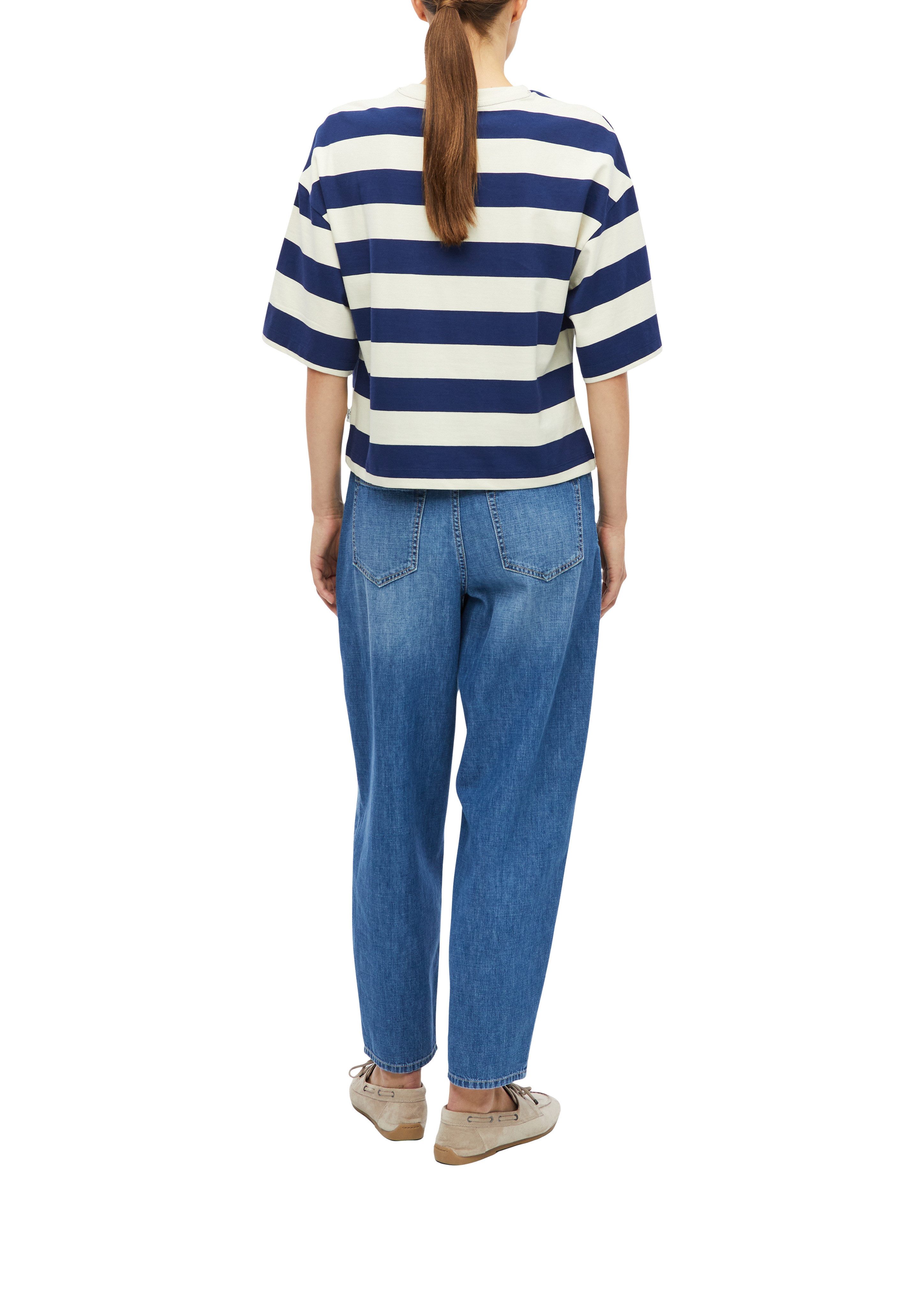 s.Oliver Kurzarmshirt Gestreiftes Sommershirt / Oversize und kurz – Bild 3 von 4