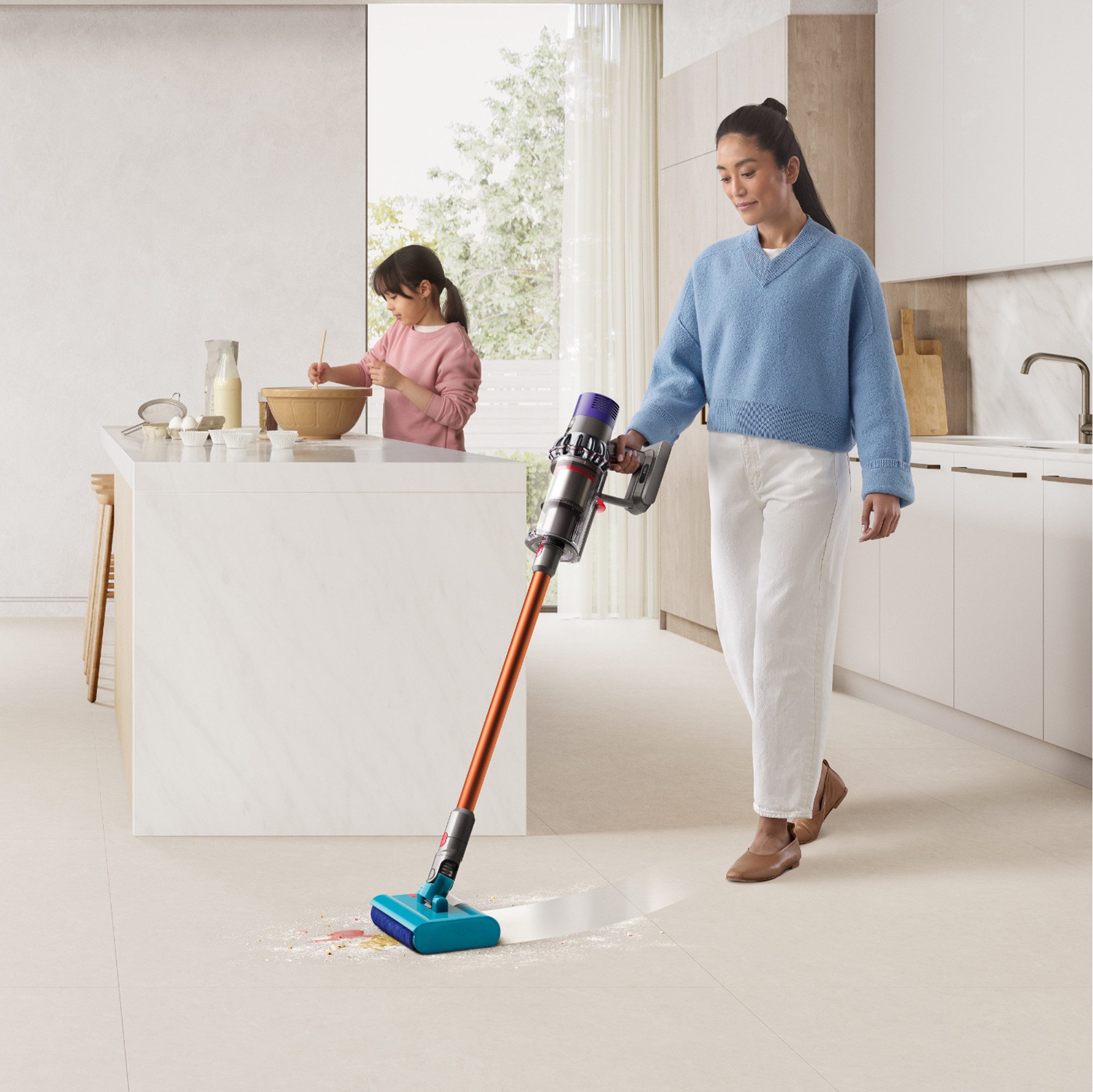 DYSON Akku-Handstaubsauger Cyclone V10 Submarine, 545 W, beutellos, Dyson Submarine Bodenaufsatz mit Nass-Walze – Bild 2 von 5