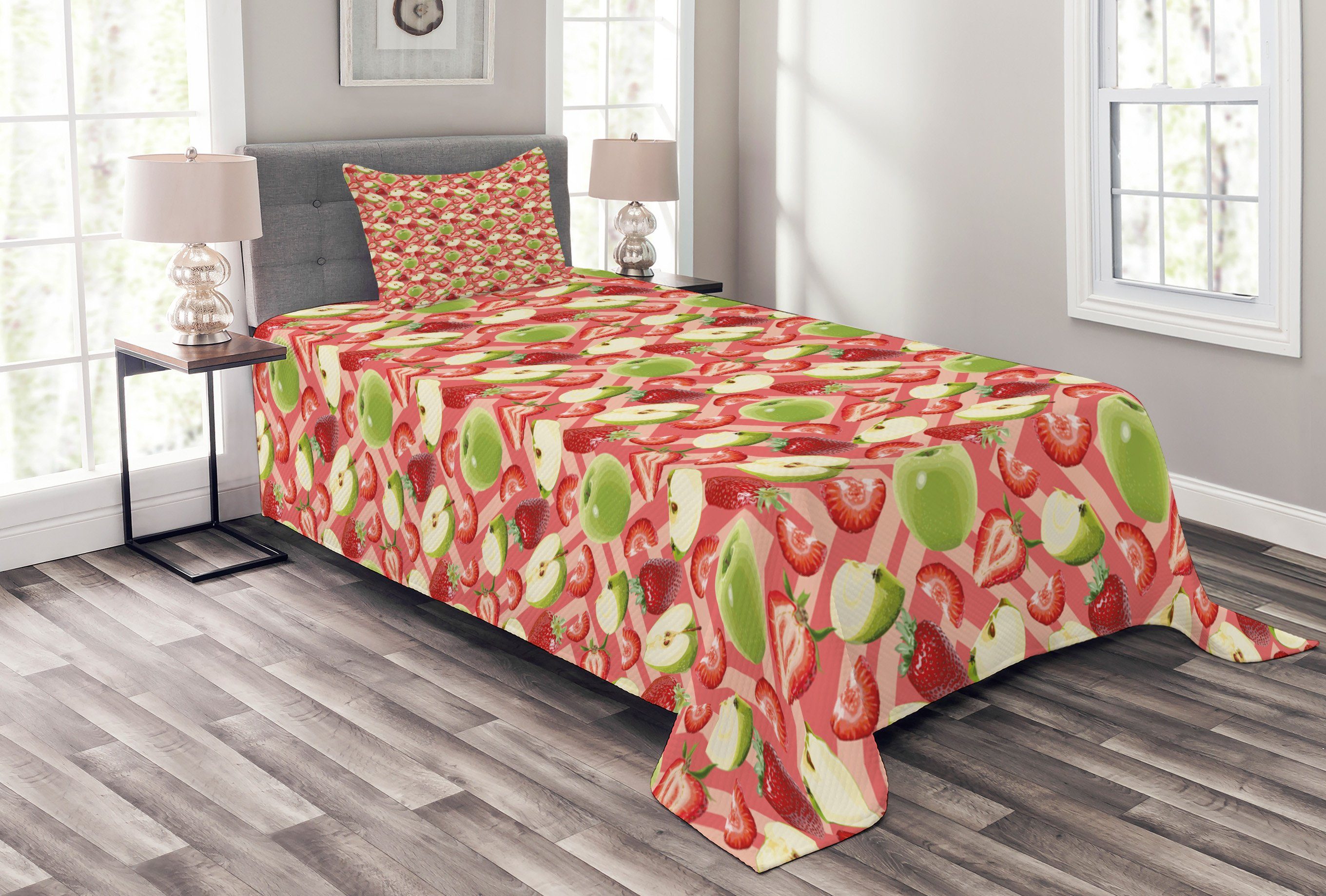 Tagesdecke Set mit Kissenbezügen Waschbar, Abakuhaus, Obst Äpfel und Erdbeeren Bild