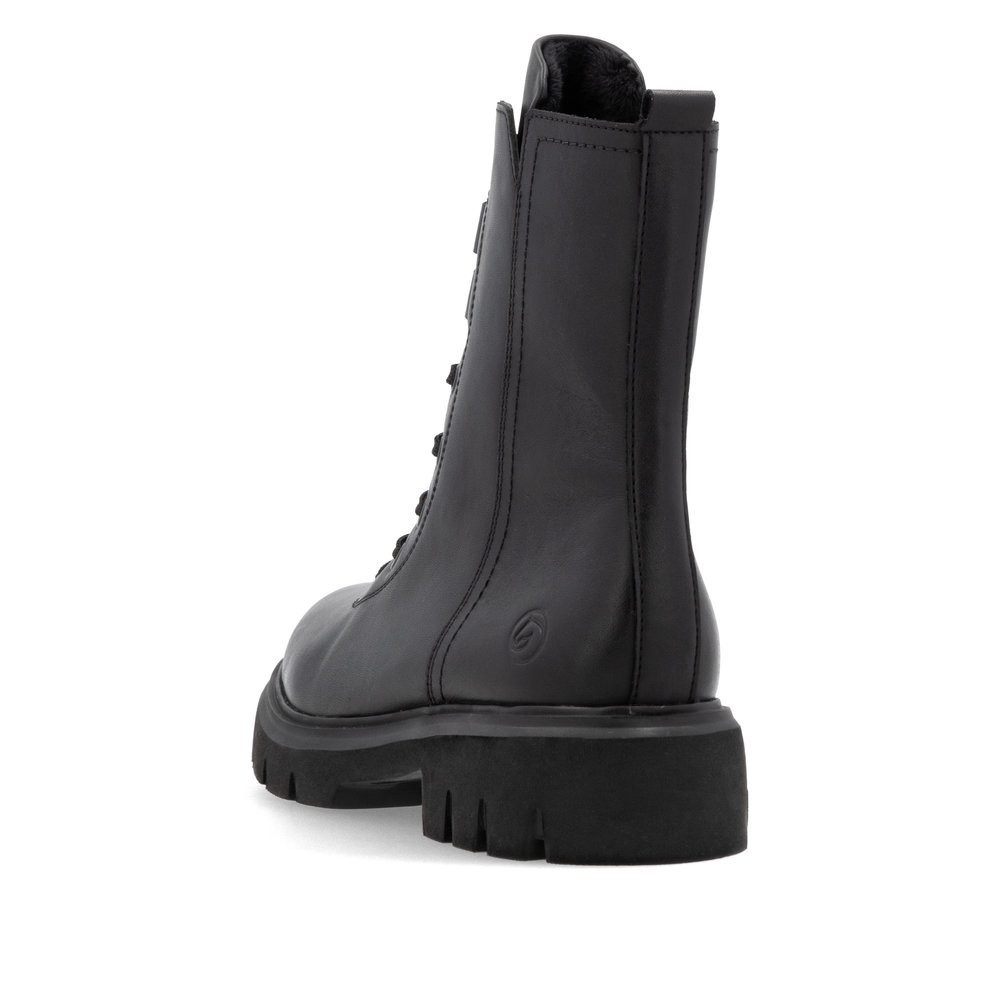 Remonte Schnürboots