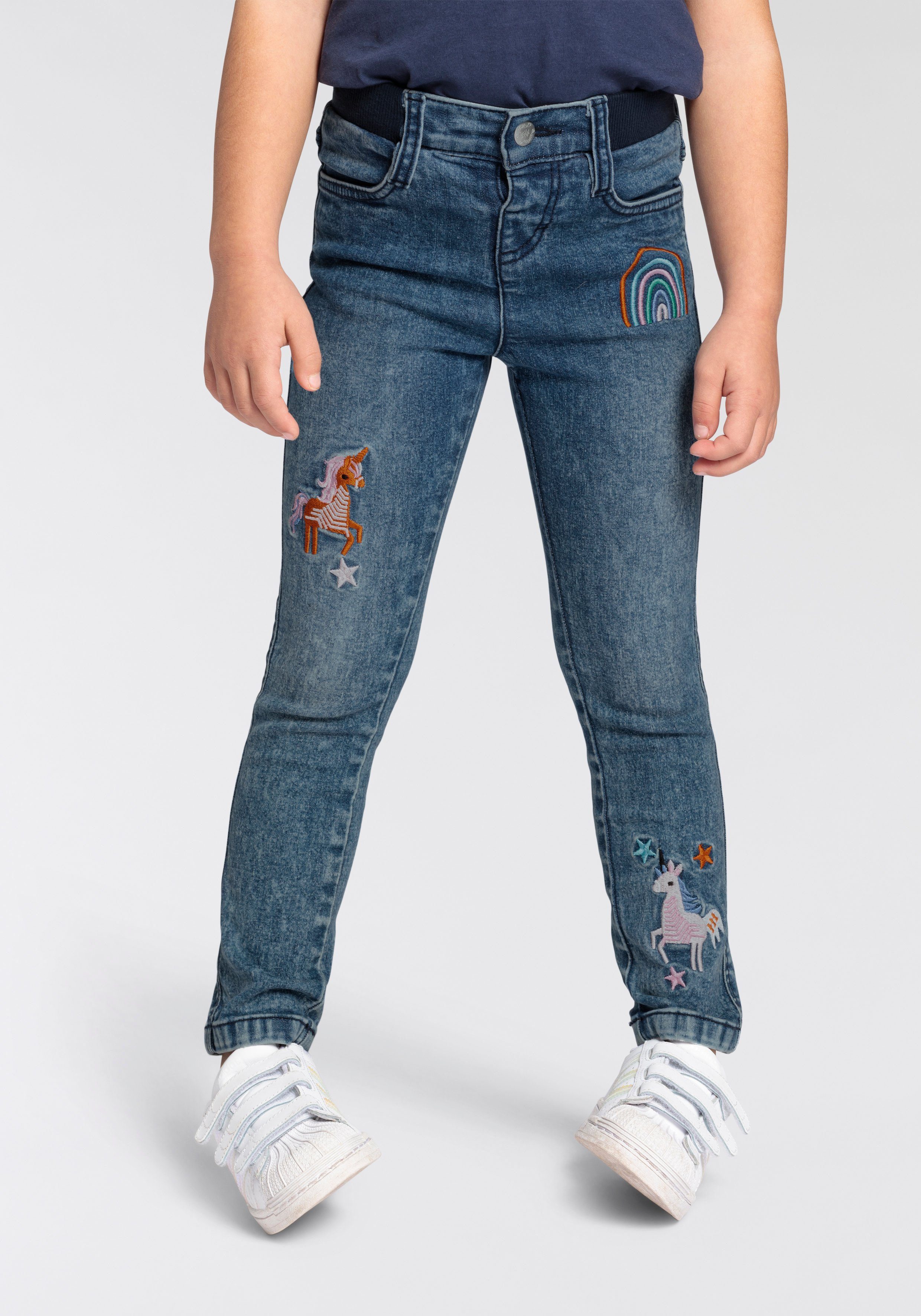 KIDSWORLD Stretch-Jeans, Basic Jeans mit toller Stickerei schmale Beinform, mit verstellbarem Gummizug am Bund, lang