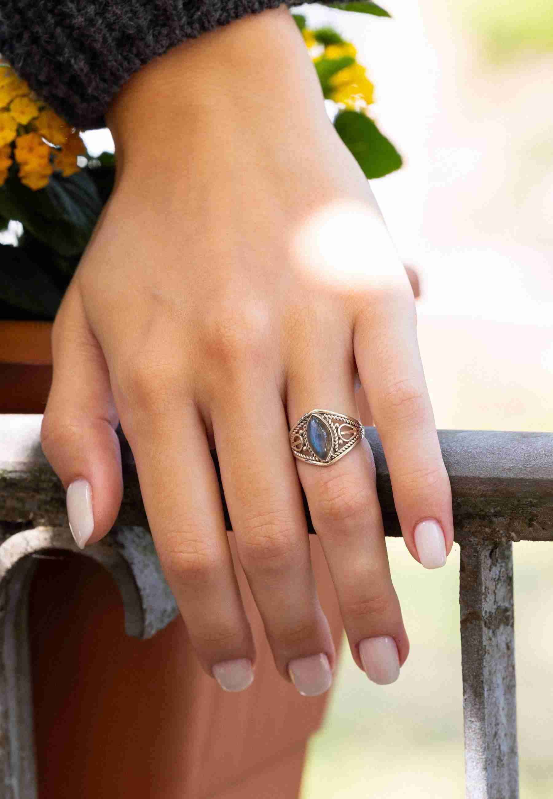 mantraroma Silberring DAHAB Ellipse aus 925 Silber mit Labradorit (Ring mit günstig online kaufen