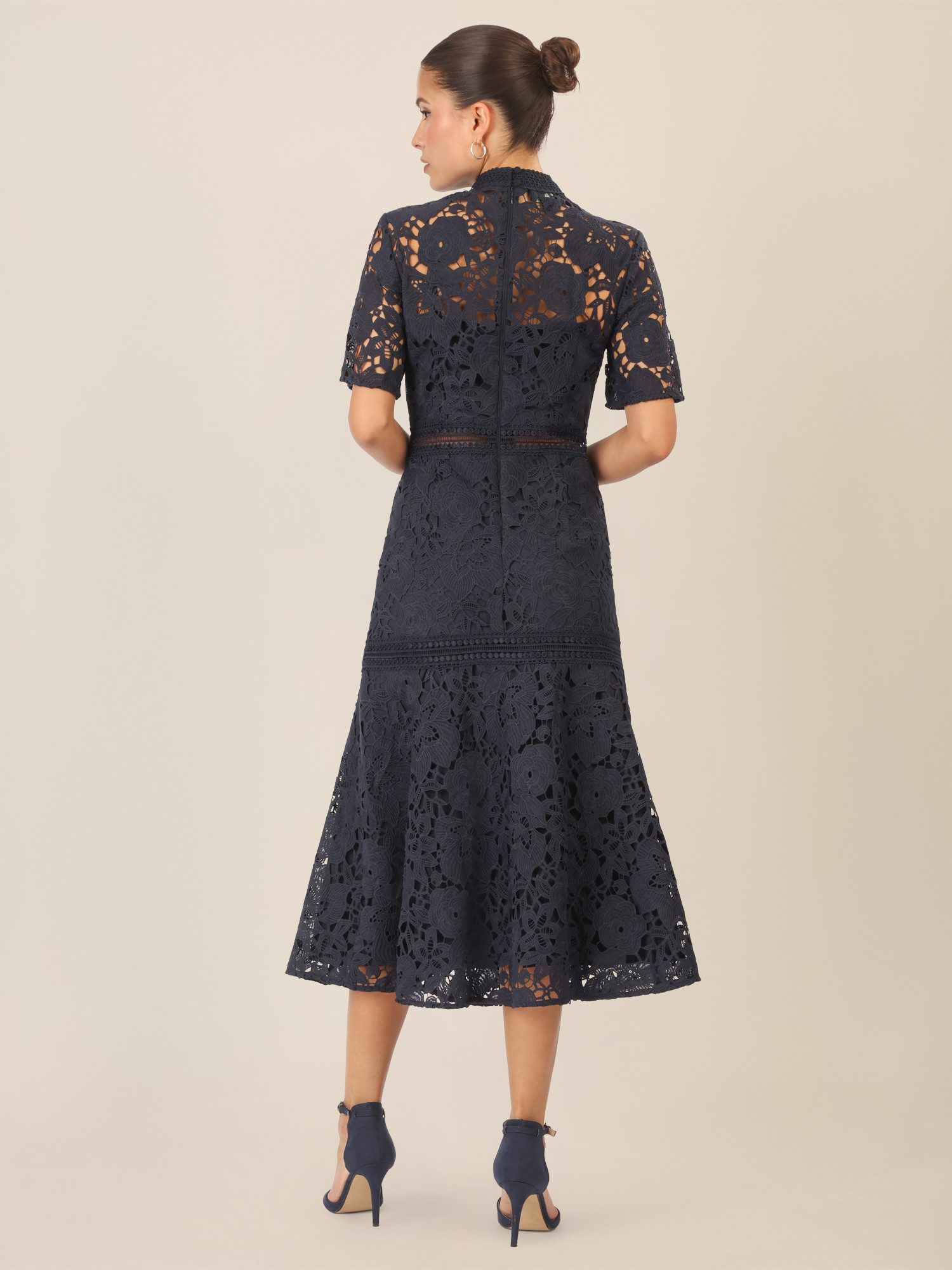 Apart Abendkleid mit blickdichtem Unterkleid