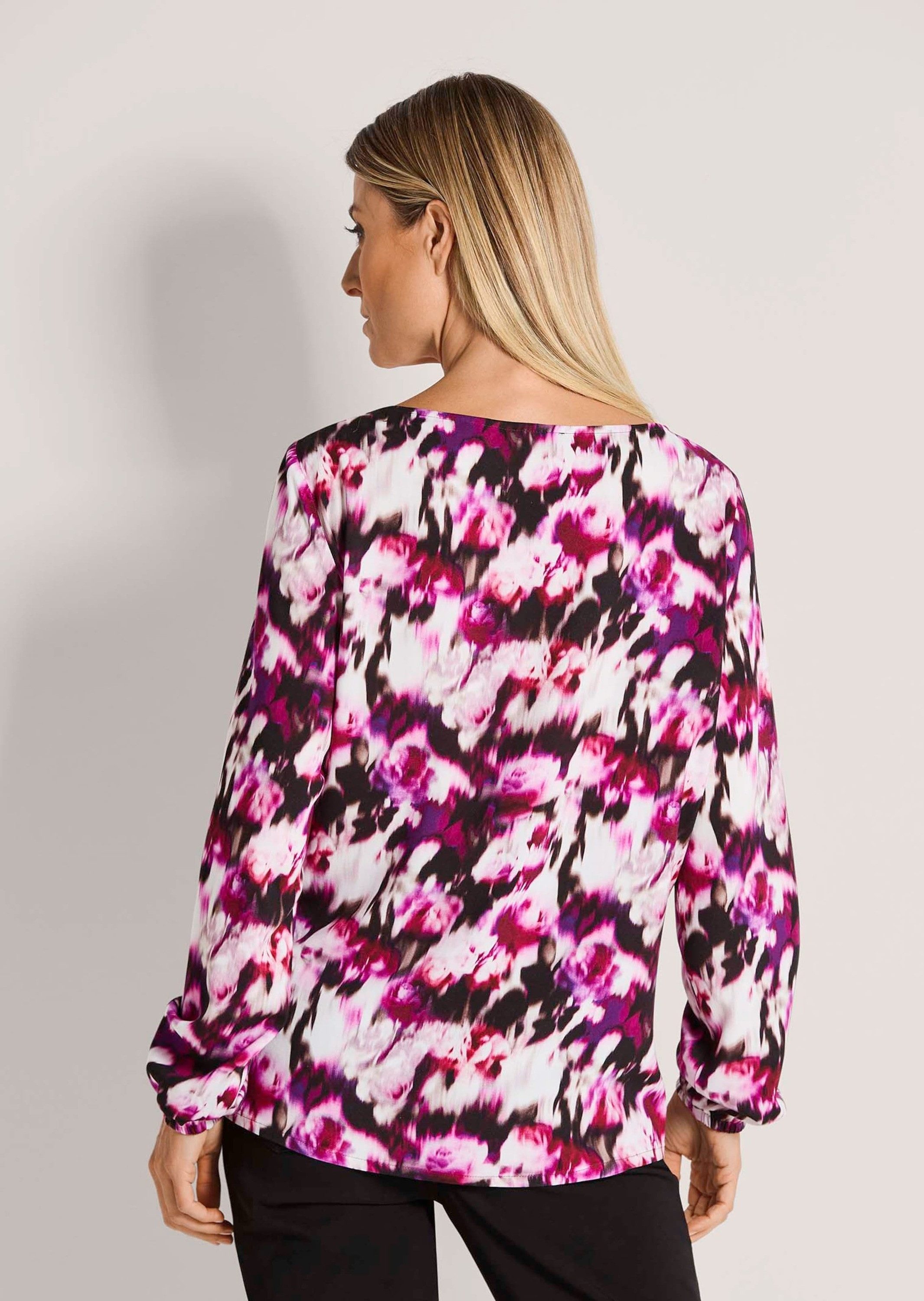 MADELEINE Schlupfbluse Elegante Viskosebluse mit Allover-Druck Printbluse mit Rundhalsausschnitt, Gummibund und Langarm