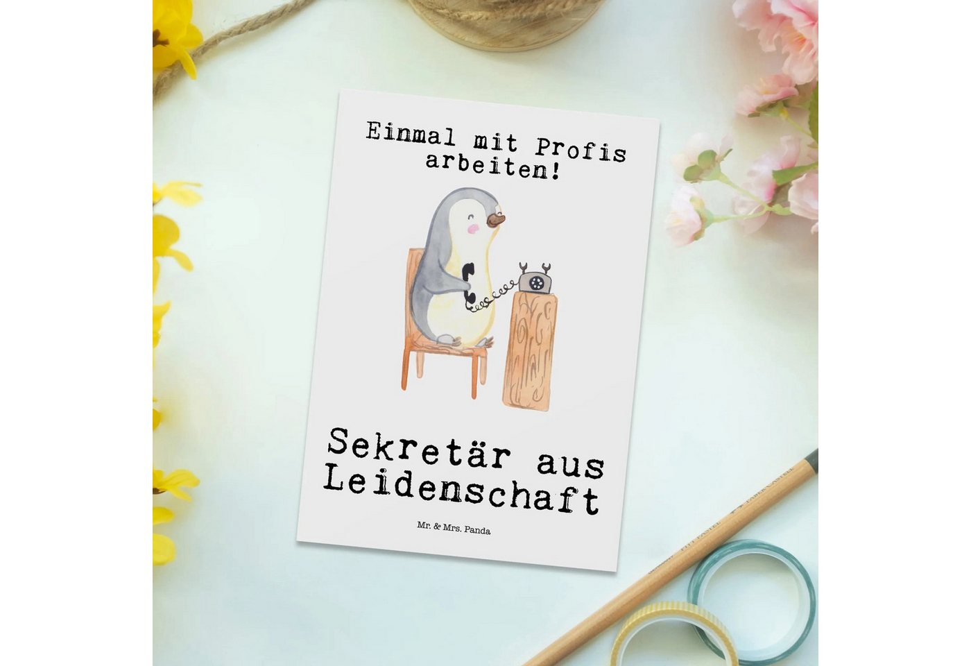 Thumbnail - Mr. & Mrs. Panda Postkarte Sekretär Leidenschaft - Weiß - Geschenk, Abschied, Ansichtskarten, Ei, Glänzende Vorderseite