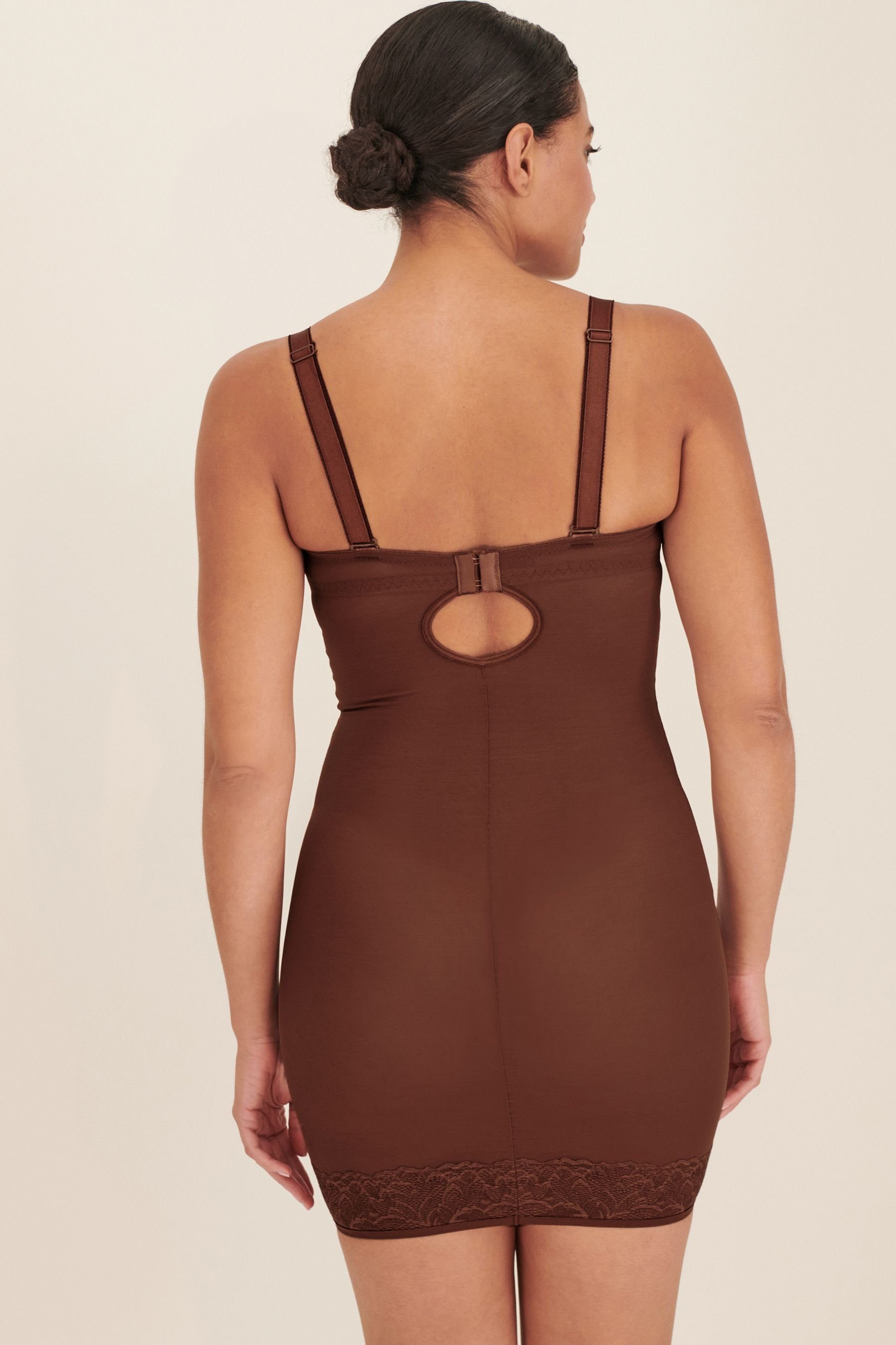 Next BH-Hemd Figurformendes Unterkleid mit Spitze und Körbchen (1-tlg) – Bild 5 von 5