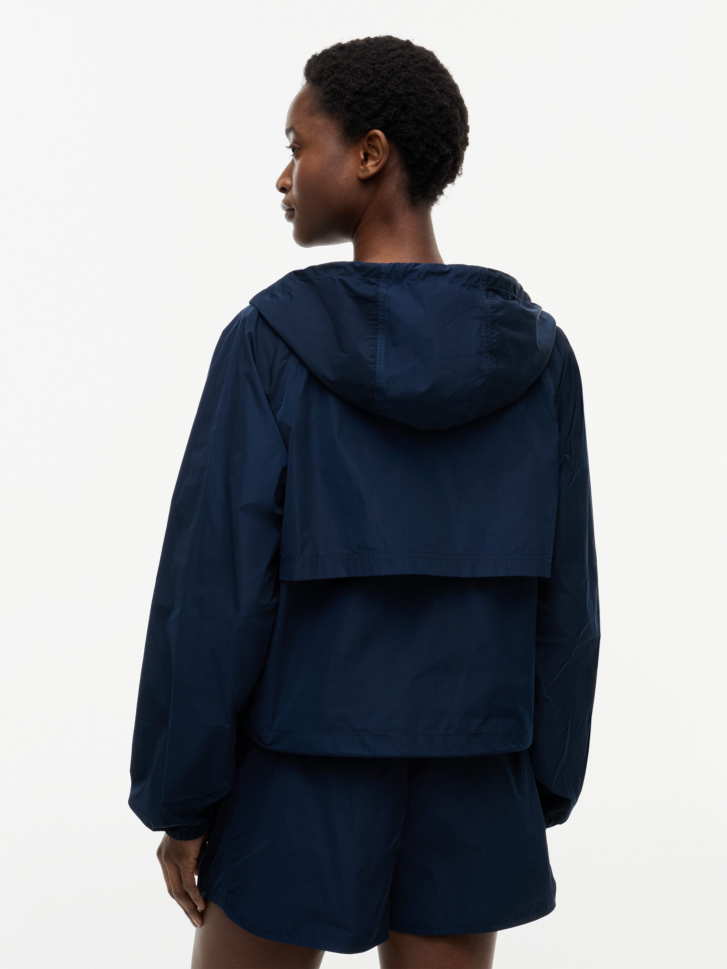 Tommy Hilfiger Windbreaker NYLON WINDBREAKER CO-ORD aus pflegeleichter Kunstfaser mit Kapuze