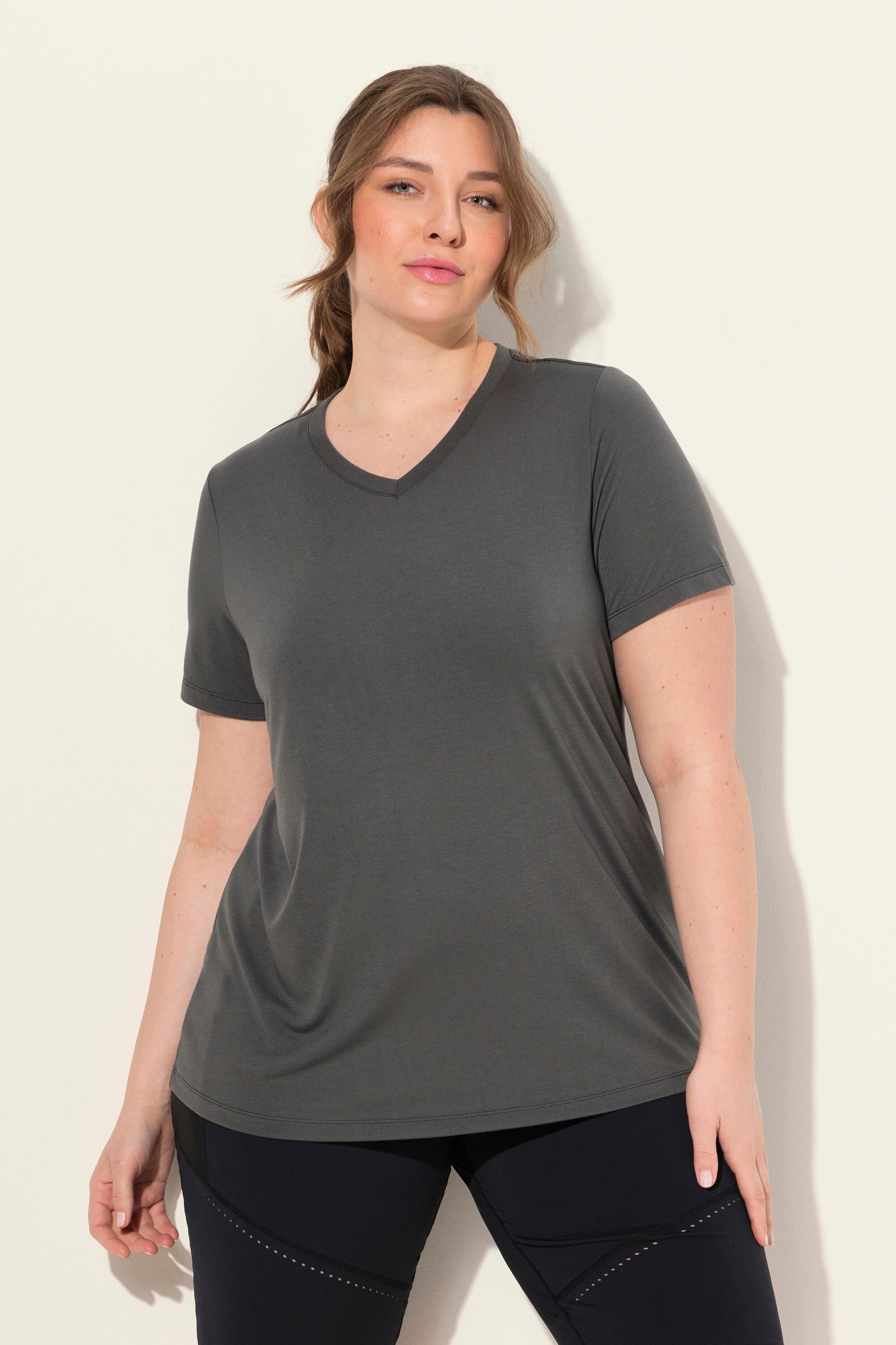 Ulla Popken T-Shirt Funktionsshirt antibakteriell V-Ausschnitt günstig online kaufen