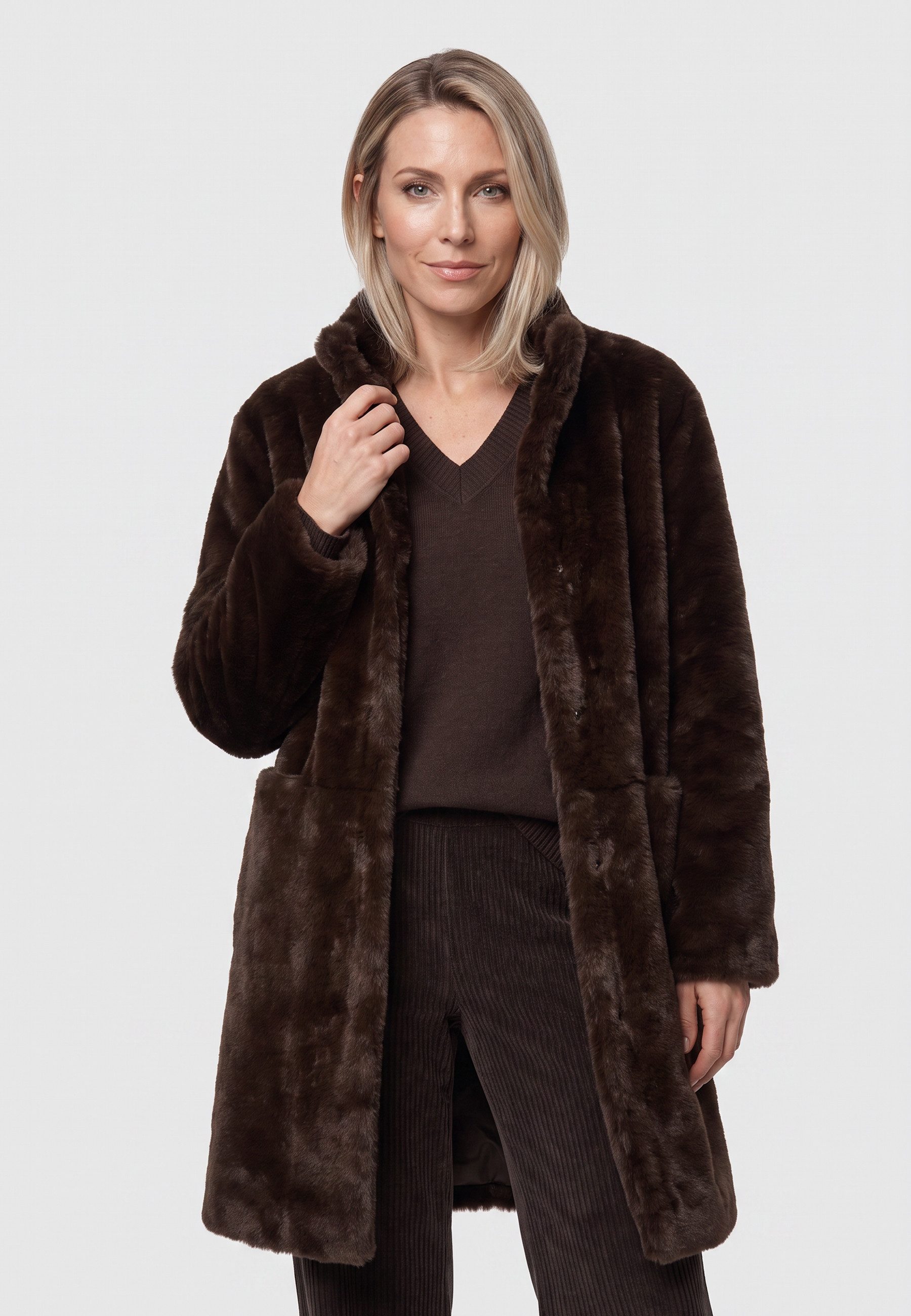 Olsen Wintermantel aus Fake Fur mit kleinem Stehkragen
