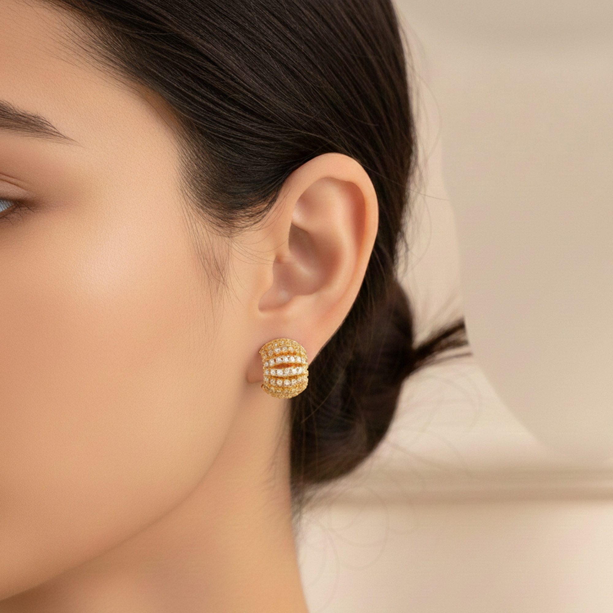 KARMA Paar Creolen Kristall Gold Ohrringe 1,8 cm Zirkone Damenohrringe verg günstig online kaufen