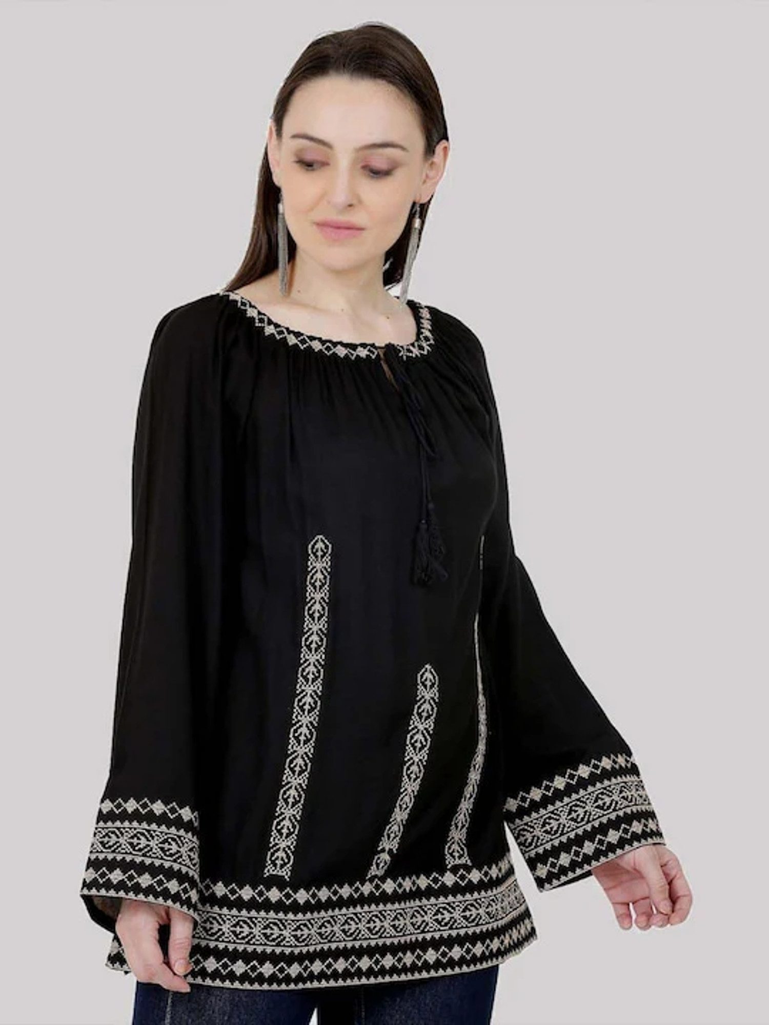 PfauGermany Blusentop SAAKAA Embroidery