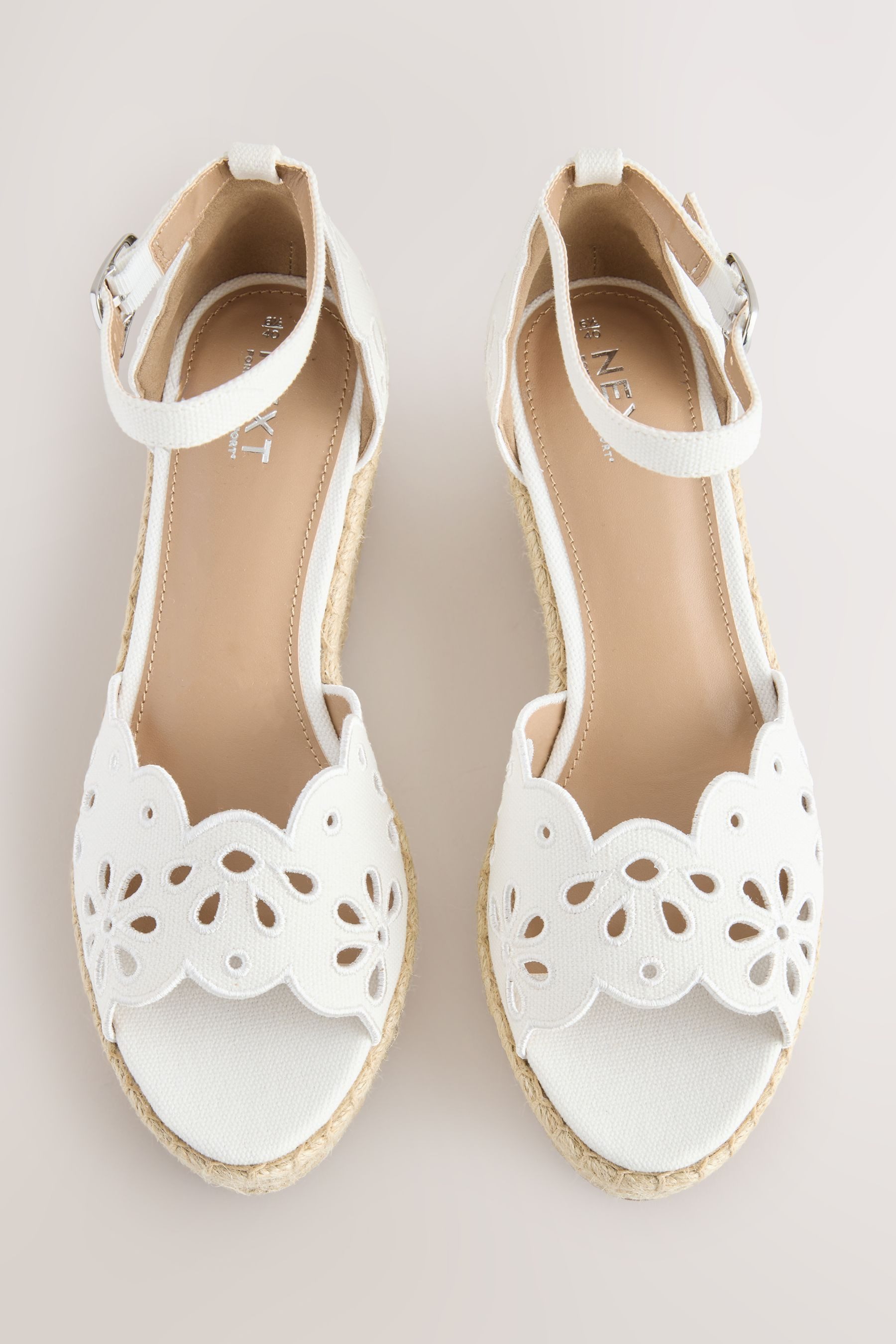 Next Forever Comfort® zehenfreie Keilabsatzschuhe Keilsandalette