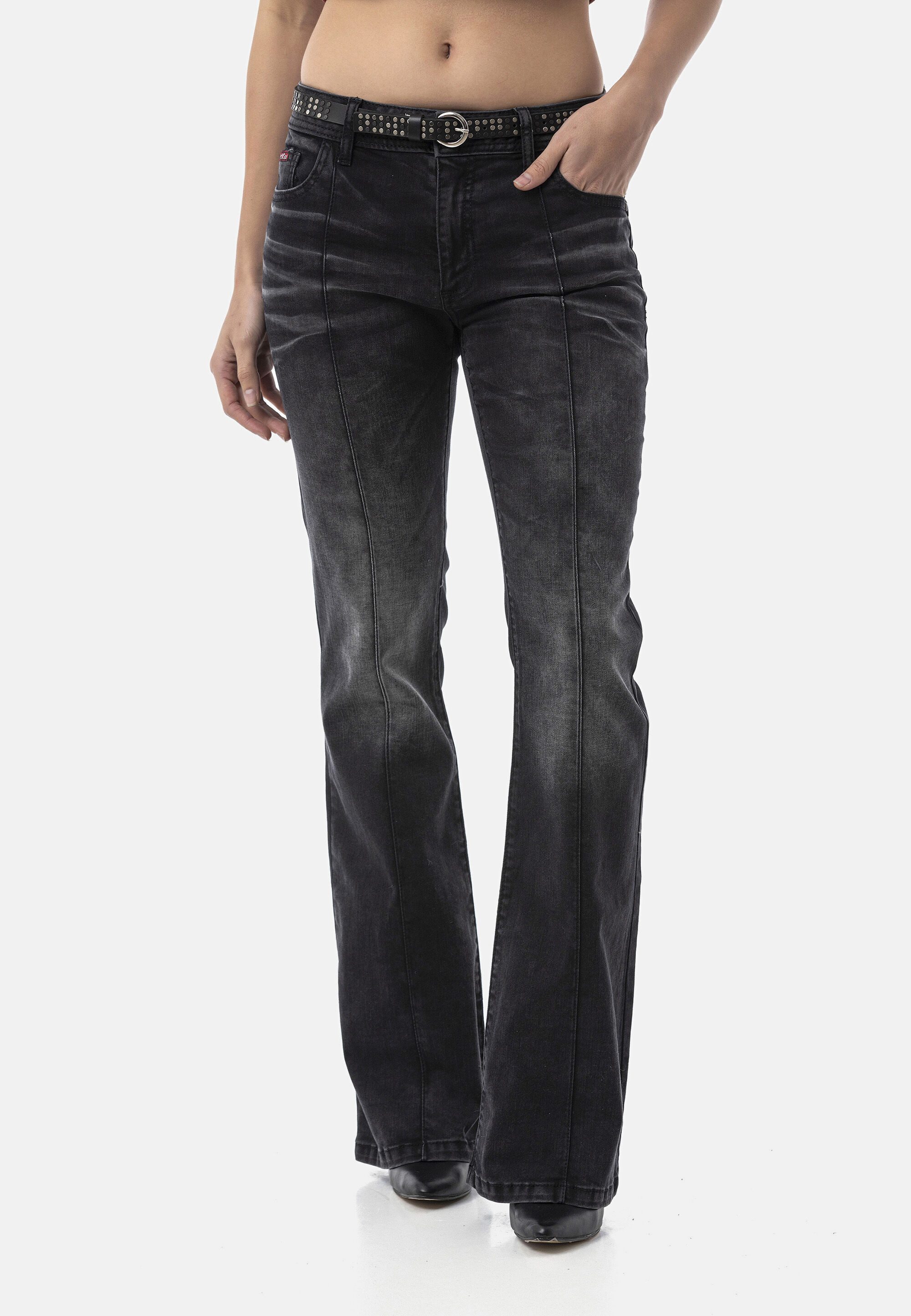 Cipo & Baxx Bootcut-Jeans WD535 im Used Look