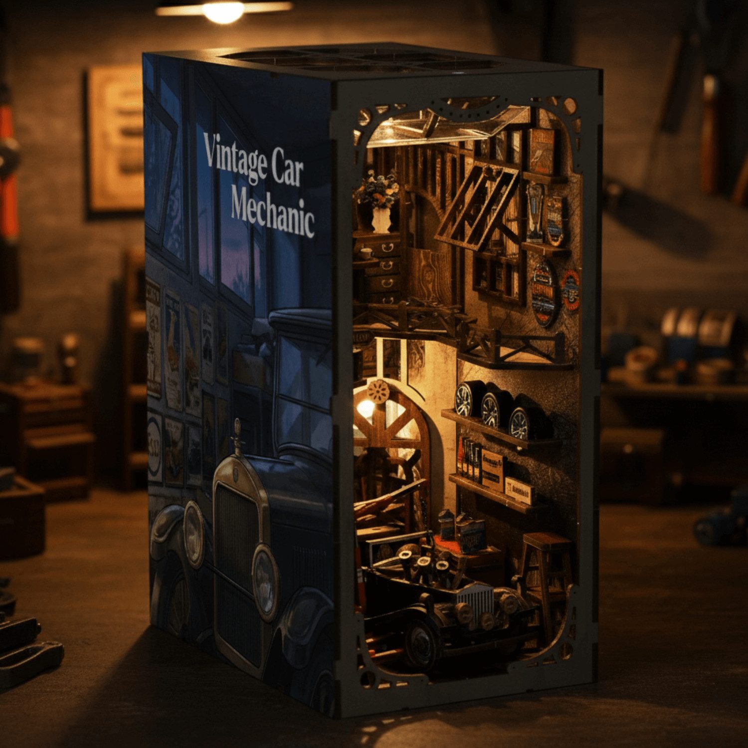 MagicHolz Buchstütze Vintage Car Mechanic Book Nook