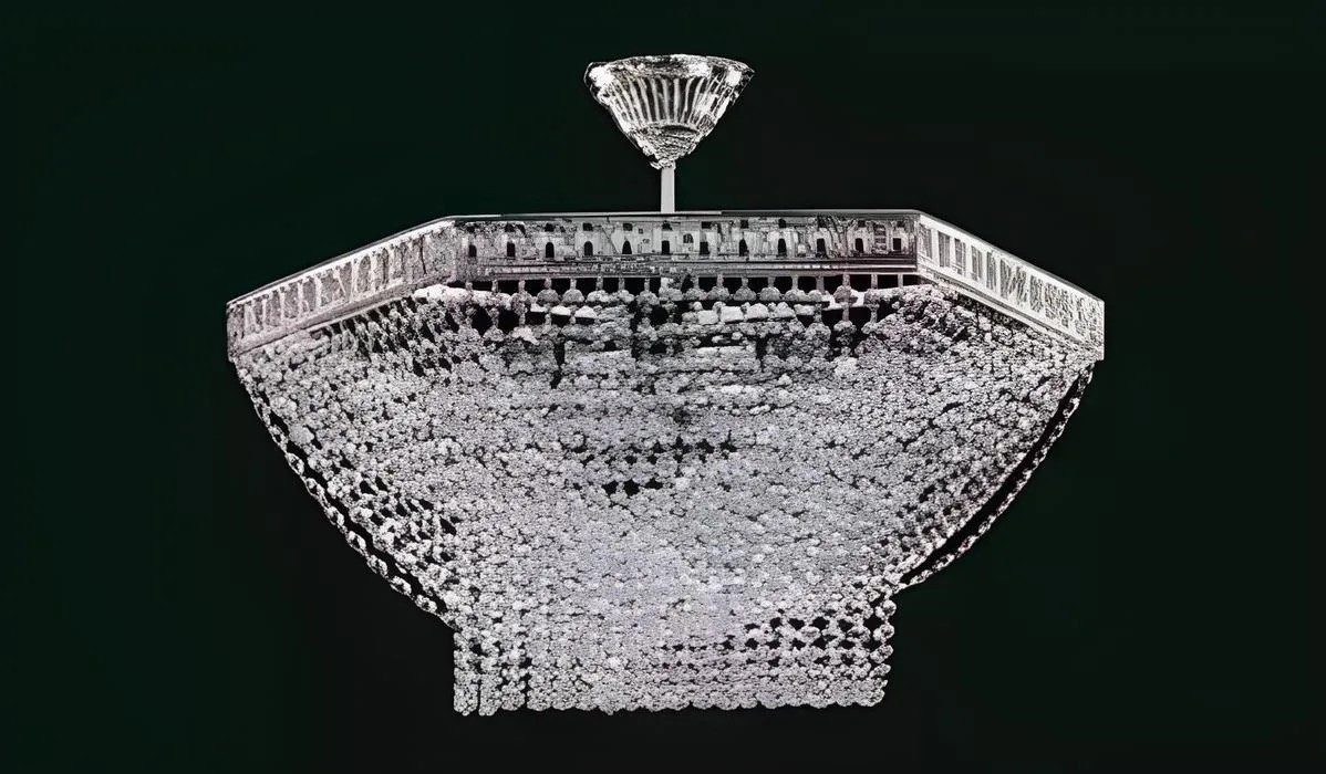 JVmoebel Kronleuchter Silberner Kristall-Deckenleuchter im eleganten Design, Leuchtmittel wechselbar, Made in Europa