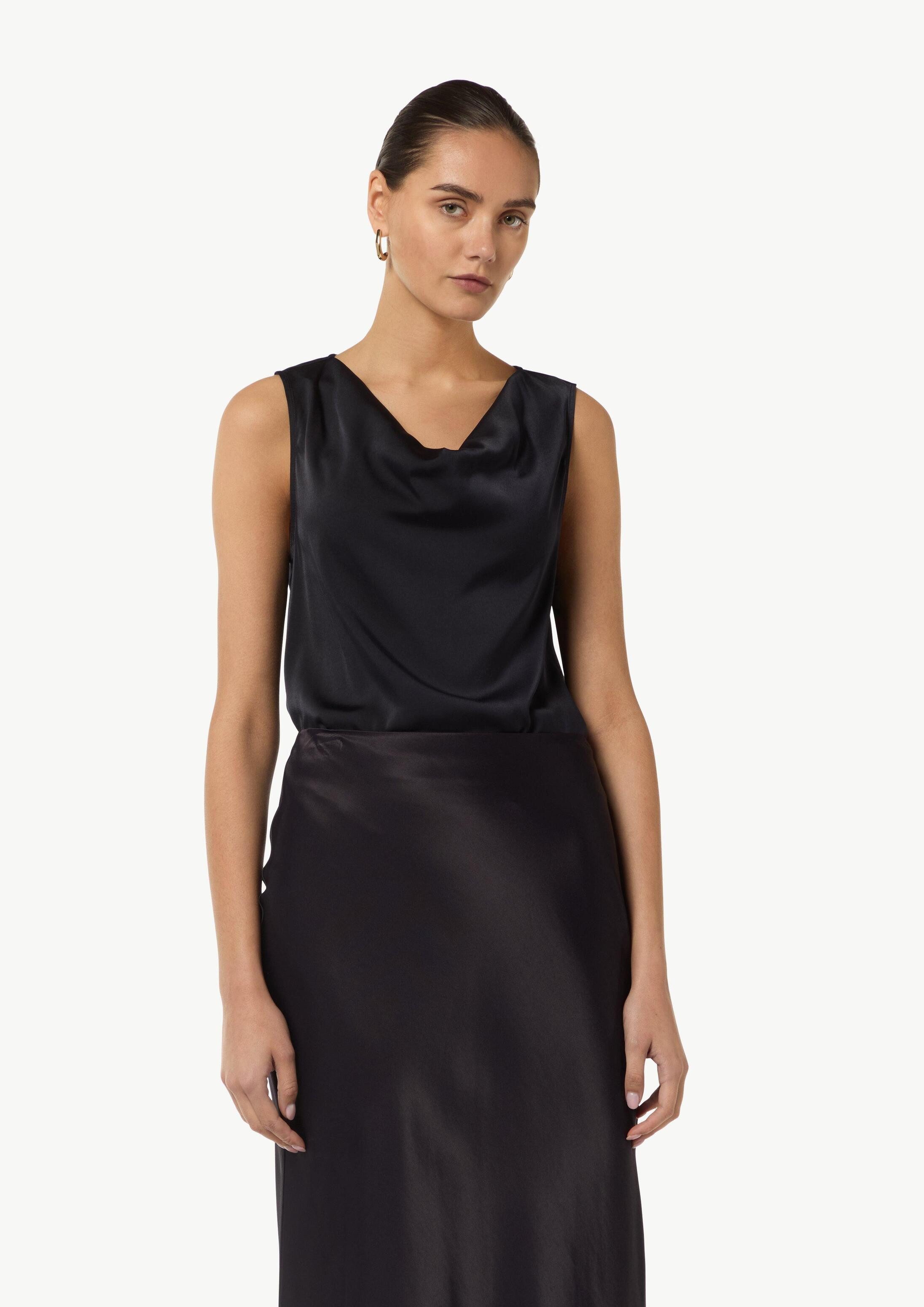 comma Blusentop Bluse Satiniertes Blusentop mit Wasserfall-Ausschnitt