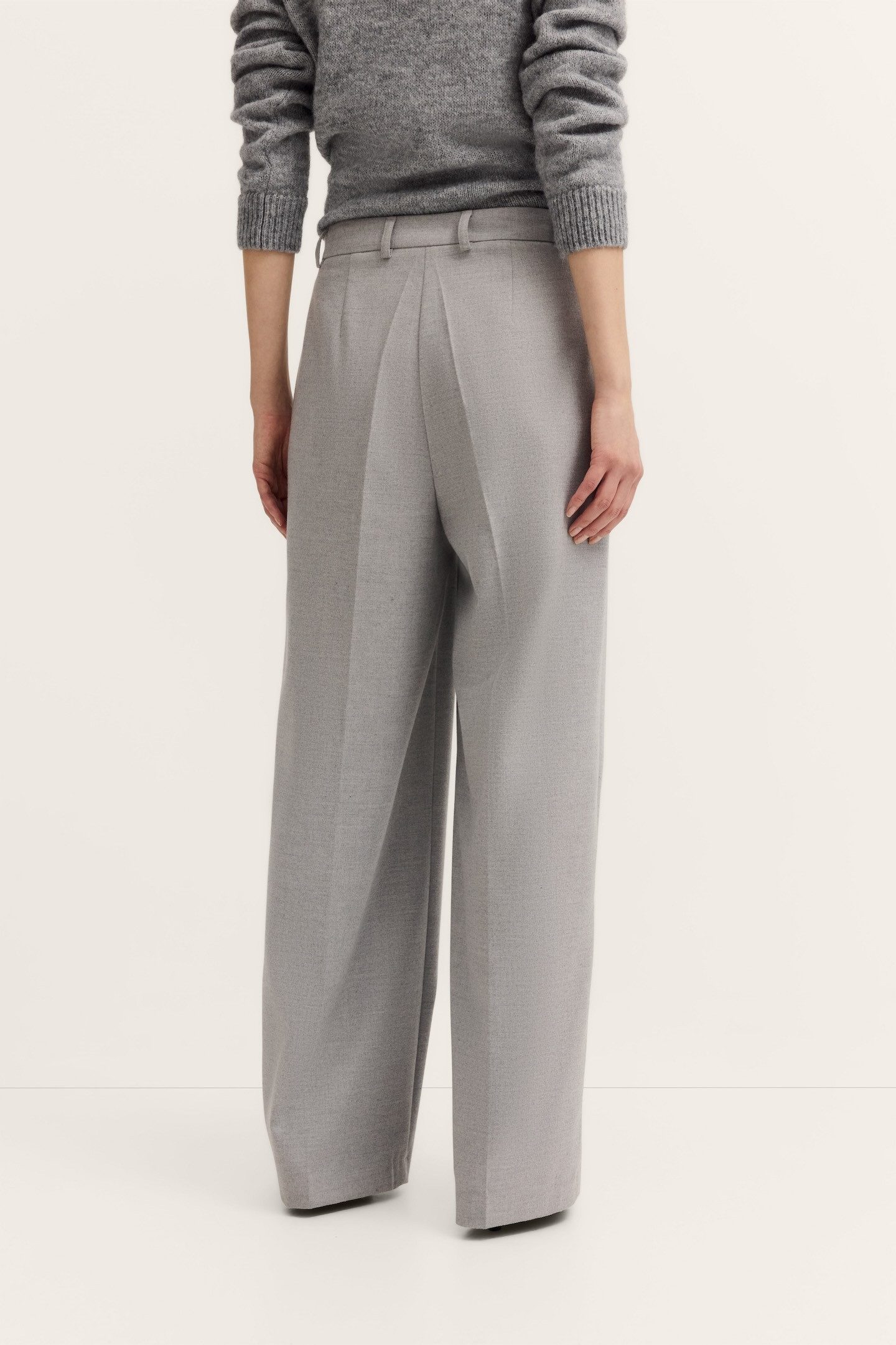 bugatti Stoffhose Elegante Silhouette mit doppelter günstig online kaufen