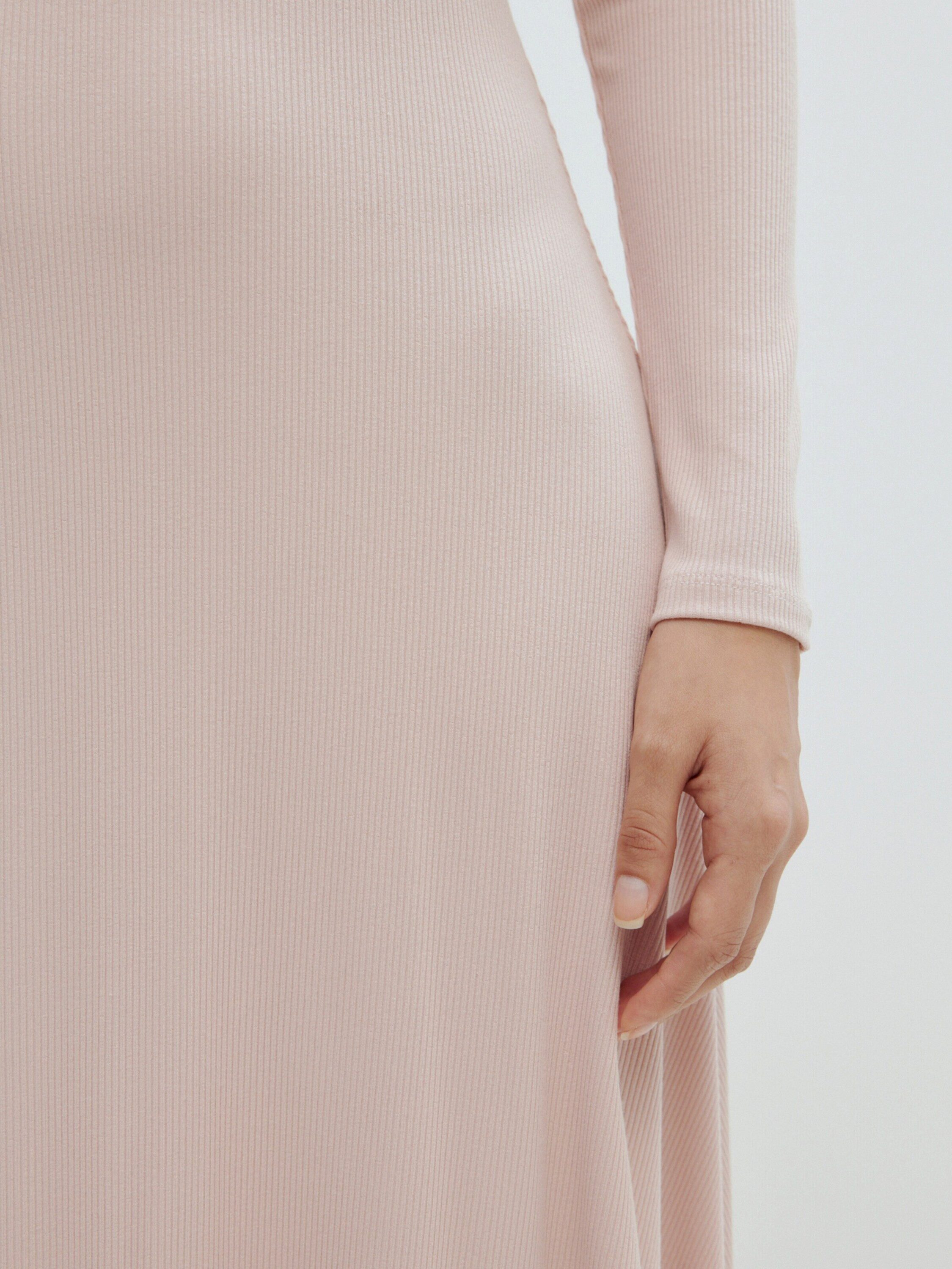 EDITED Midikleid Eriko (1-tlg) Falten