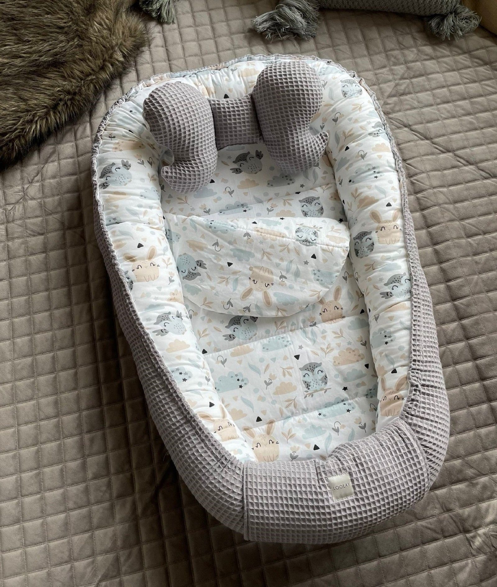 Loolay Bettnestchen GRAU Waffelpique/ HASE Beige Weiß BABYNEST Babyausstattung Neugeborene, (Super BABYGESCHENK Reisebett Nestchen SOLO/ o. in PREMIUM Geschenk  – Bild 4 von 5