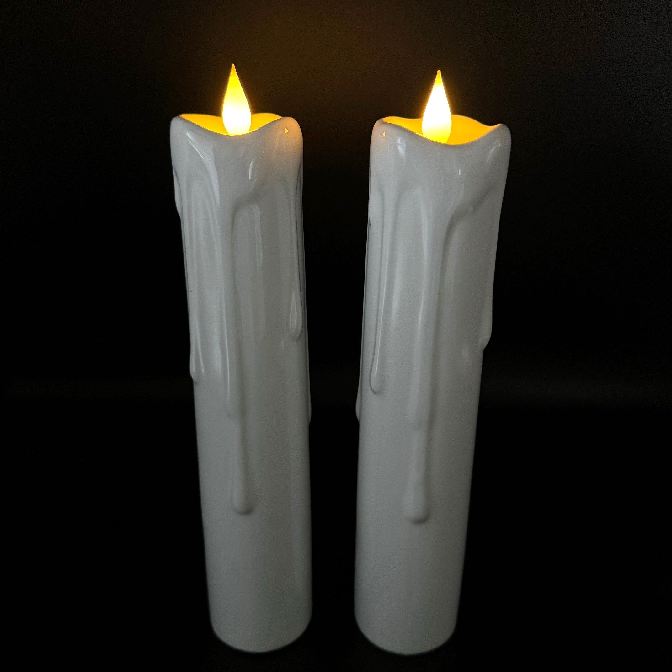 Online-Fuchs LED-Kerze 2er Set große LED-Kerzen aus Keramik mit 6-Stunden Timer (Weiß), Wachsverlauf - XL Format, 27 cm hoch