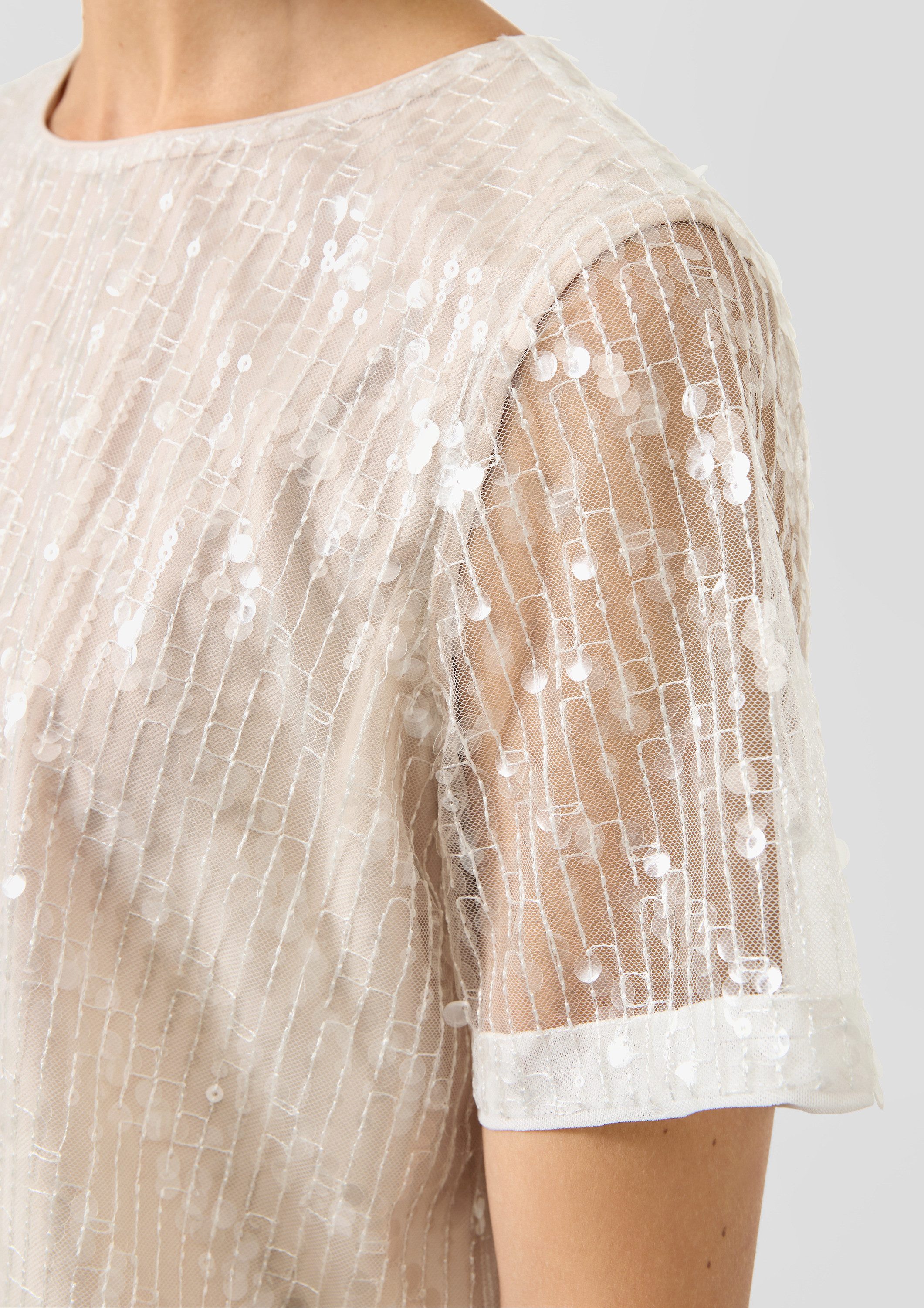 s.Oliver Kurzarmbluse Bluse Pailletten-Shirt mit transparenten Ärmeln und Rundhalsausschnitt – Bild 4 von 5
