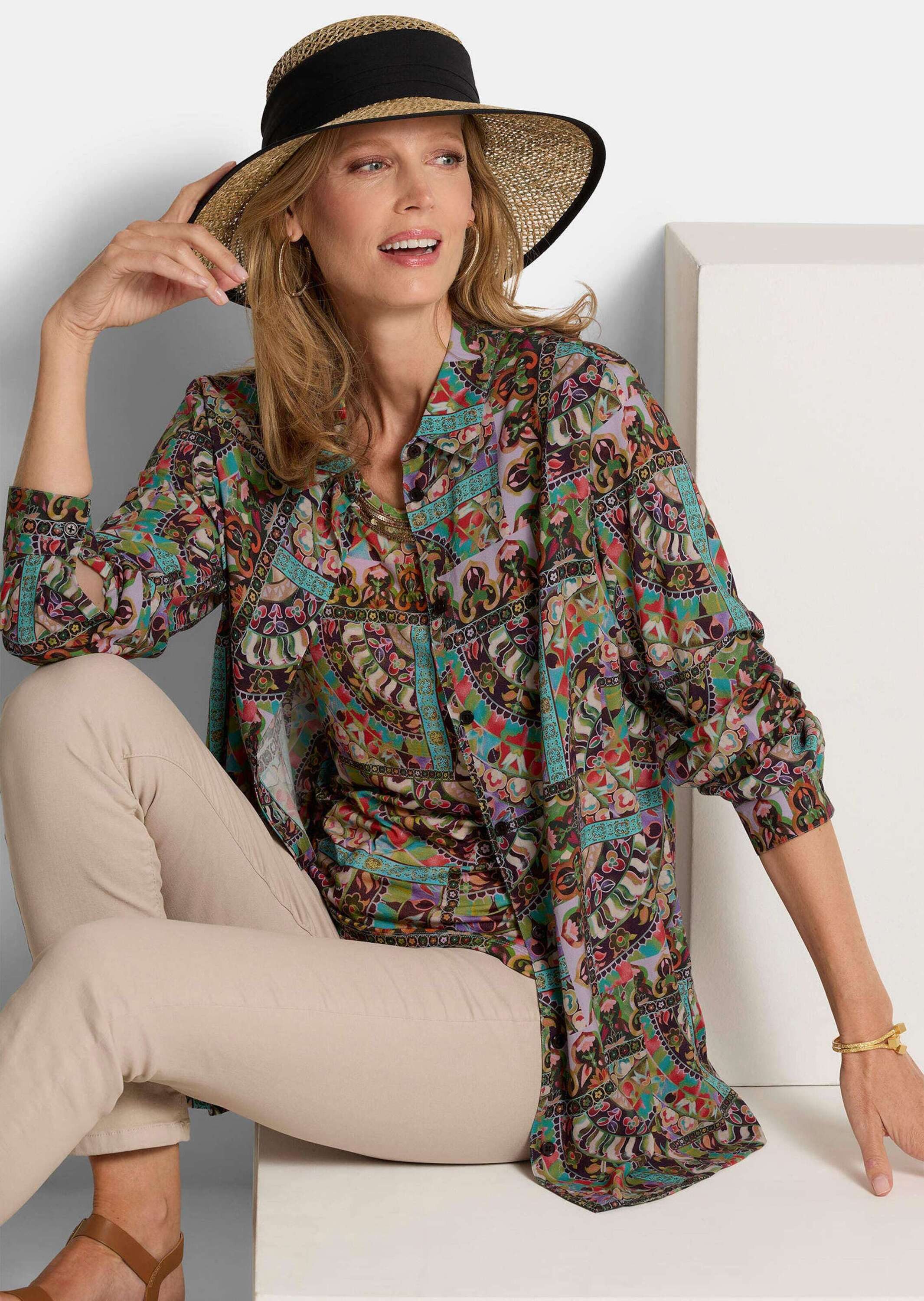 GOLDNER Hemdbluse Kurzgröße: Blusenshirt mit stilvollem Muster-Mix Viskosebluse mit Hemdkragen, Knopfleiste und Langarm