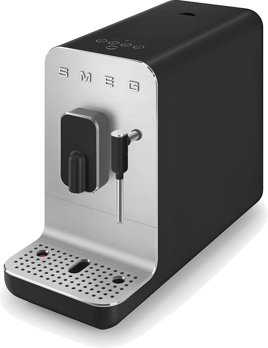 Smeg Kaffeevollautomat BCC02BLMEU, Herausnehmbare Schwarz Brüheinheit