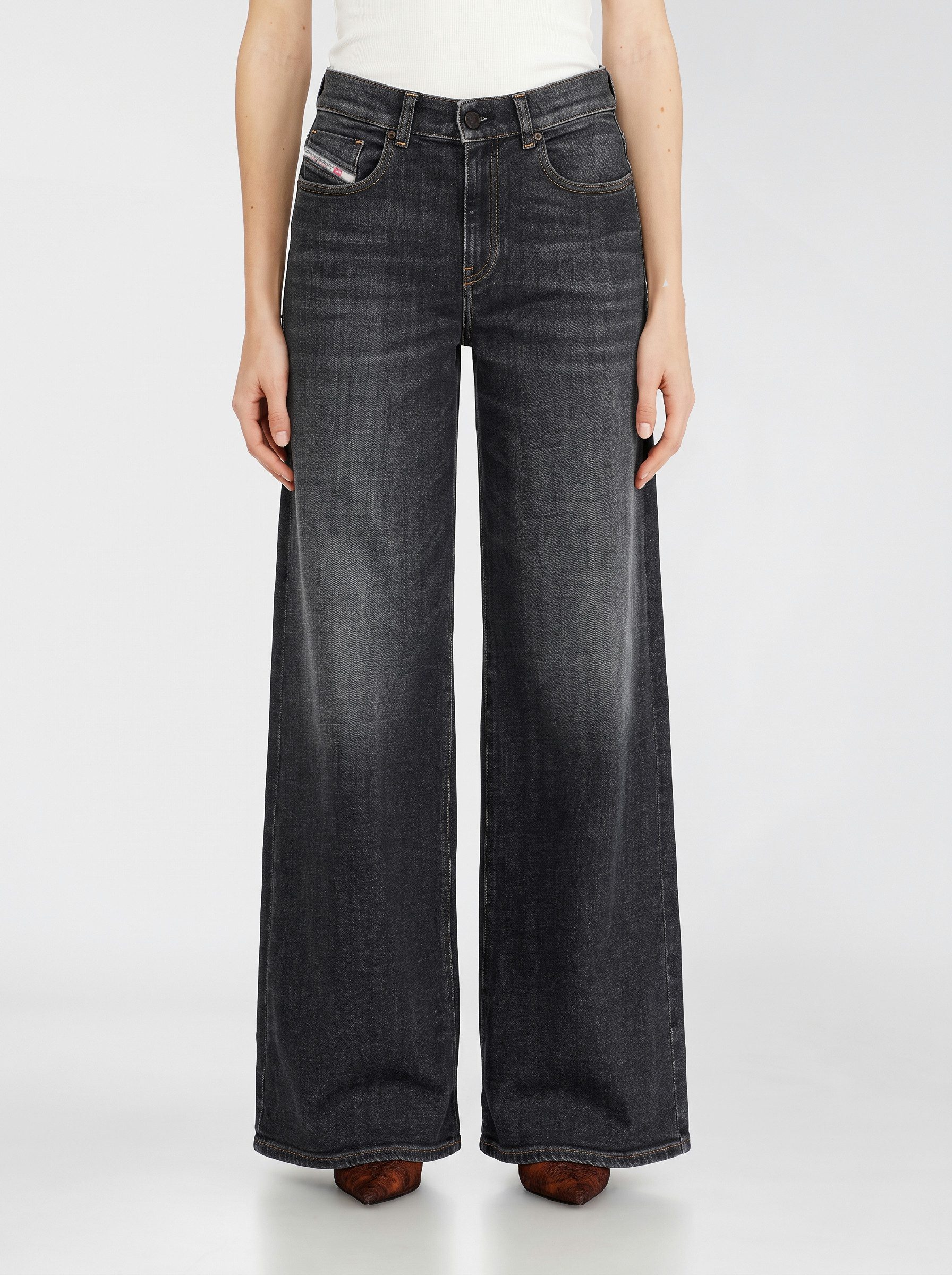 Diesel Bootcut-Jeans Flared Fit - 1978 D-AKEMI Extra-lange, weite Beinform
