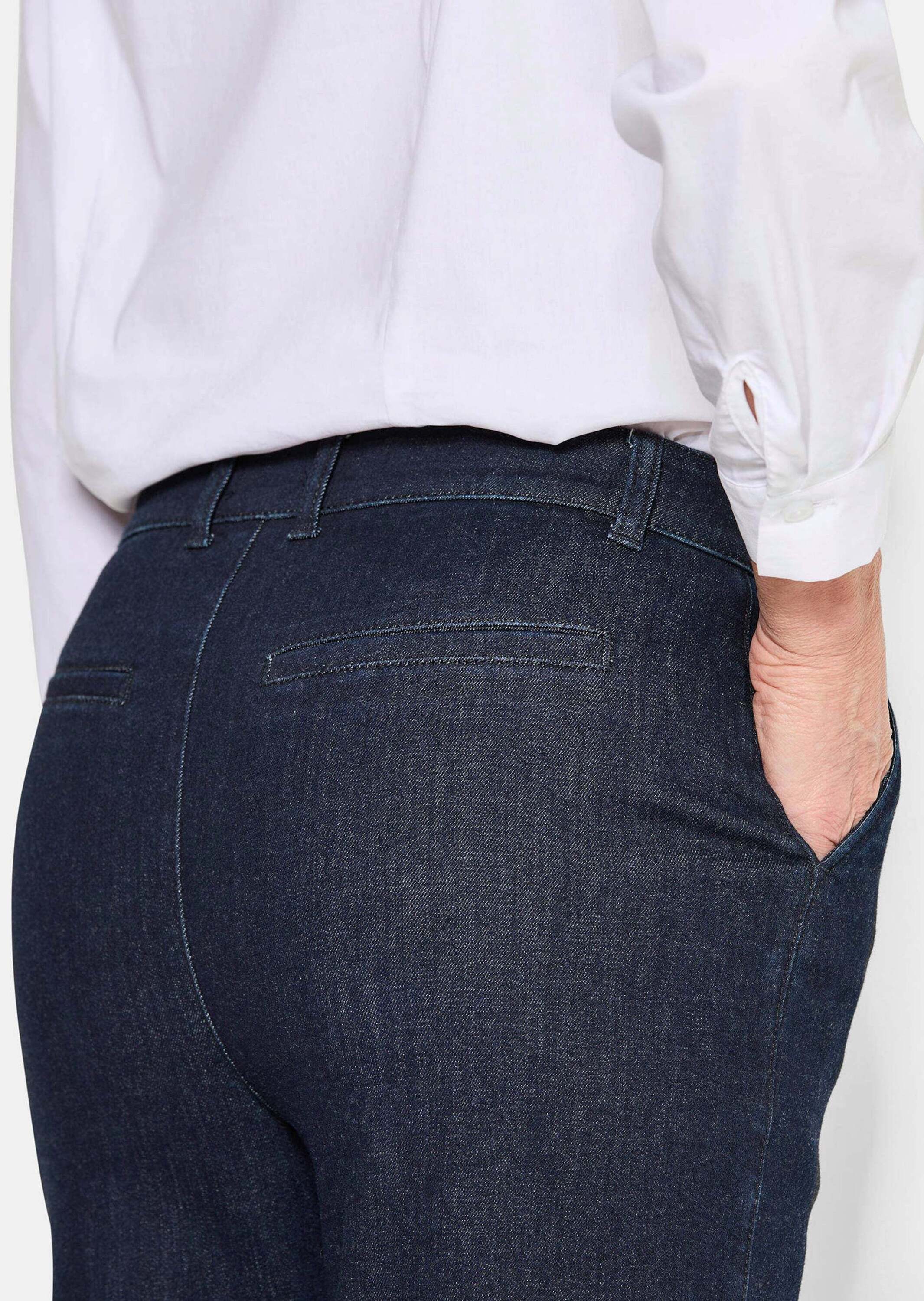 GOLDNER 5-Pocket-Jeans Weite 7/8-Jeans VERA mit Formbund Weite Denim-Culotte mit Bügelfalten, Mid Waist Bund, Gürtelschlaufen